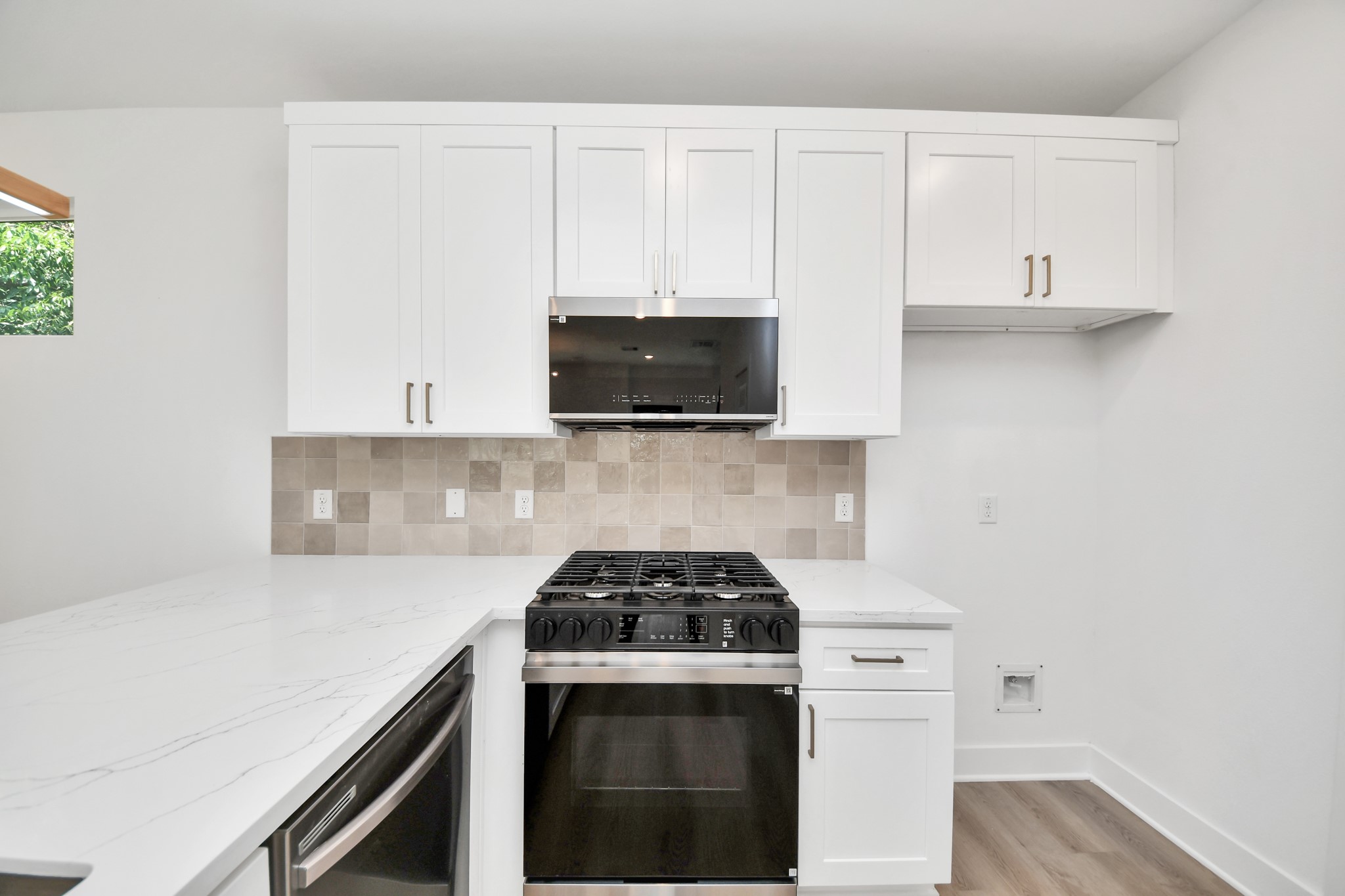 6131 Bacher Street, Houston, TX 77028