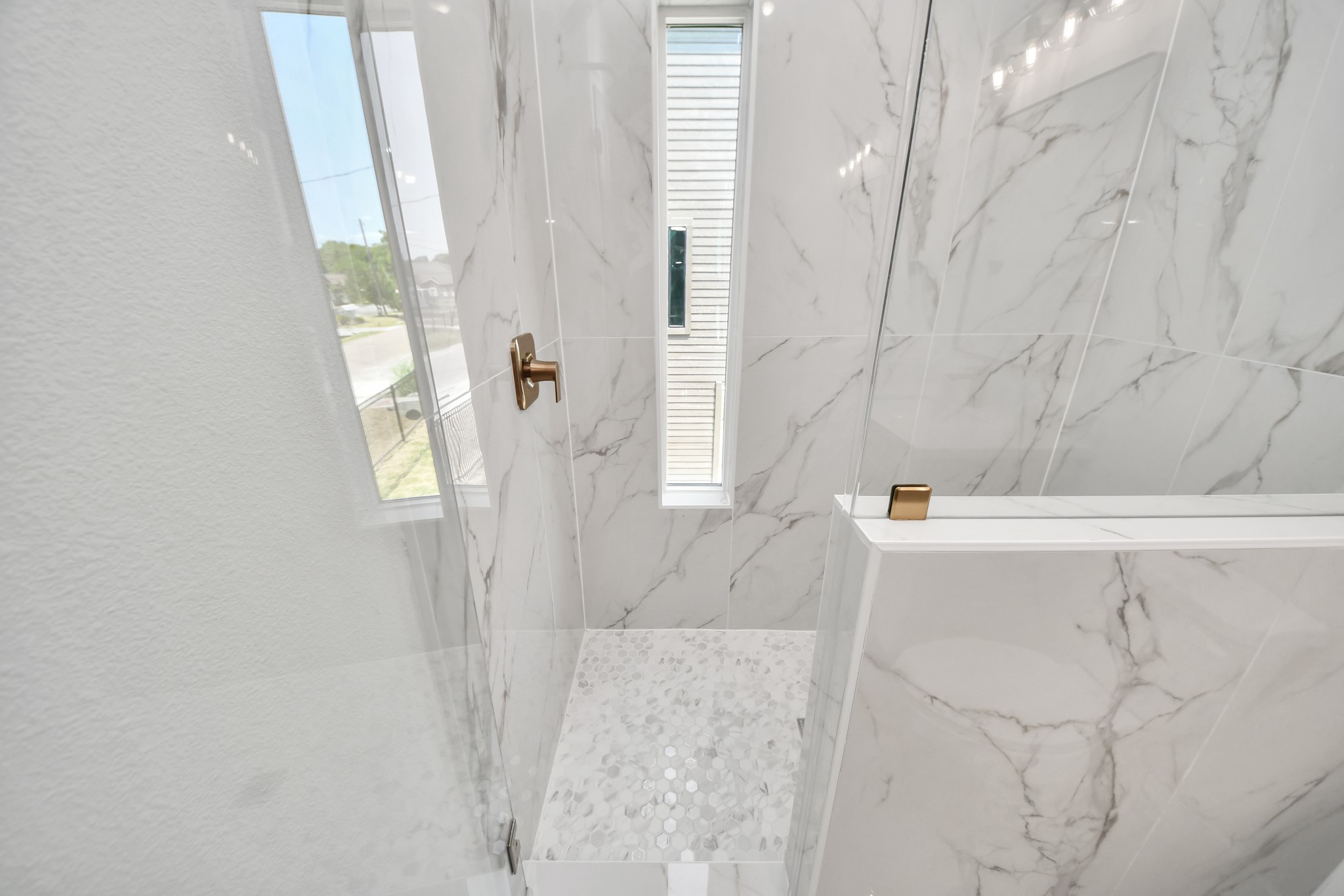 6131 Bacher Street, Houston, TX 77028