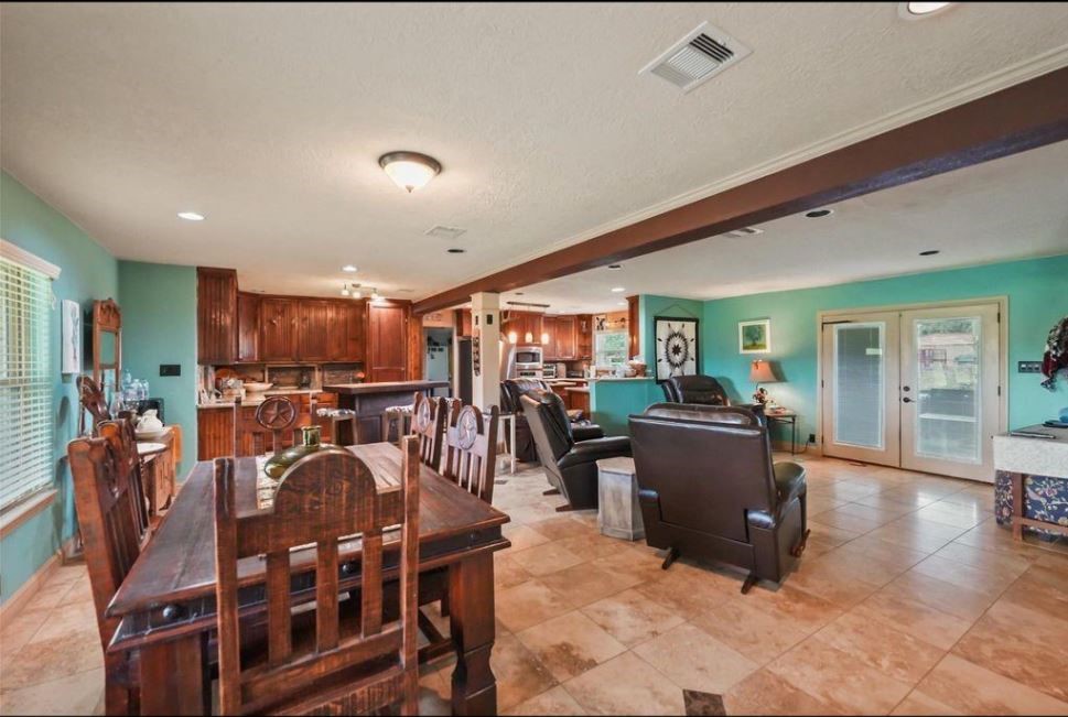 34366 Owens Road, Hempstead, TX 77445
