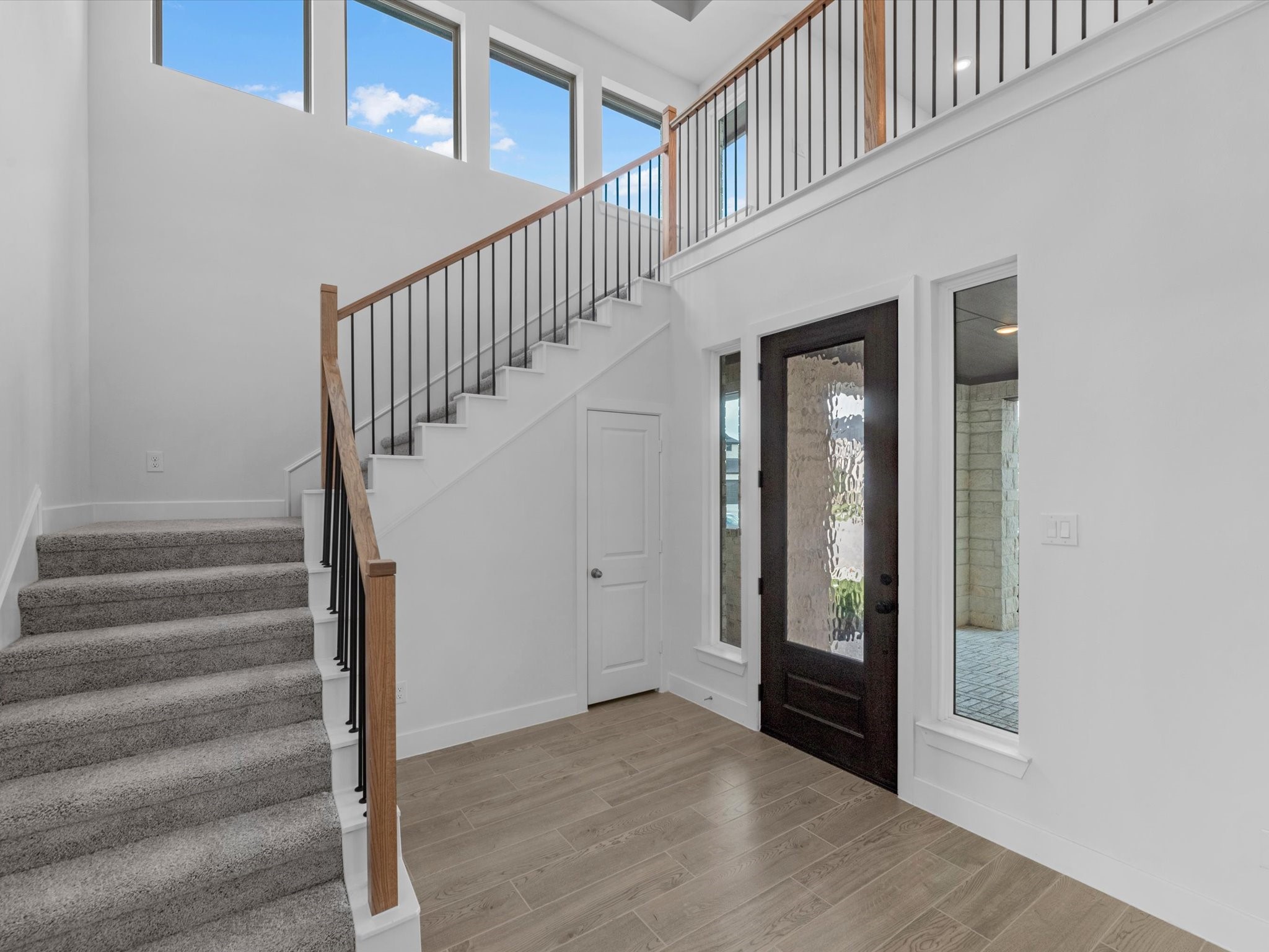 208 Yellow Rosewood Lane, New Caney, TX 77357