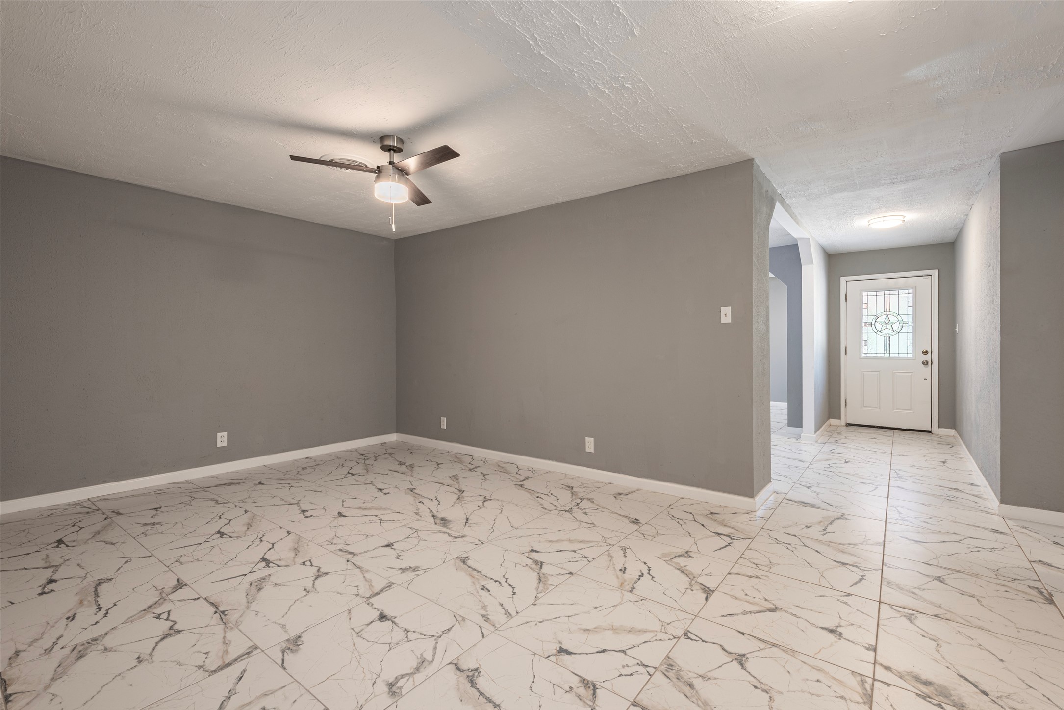 Formal living room or separate formal dining room