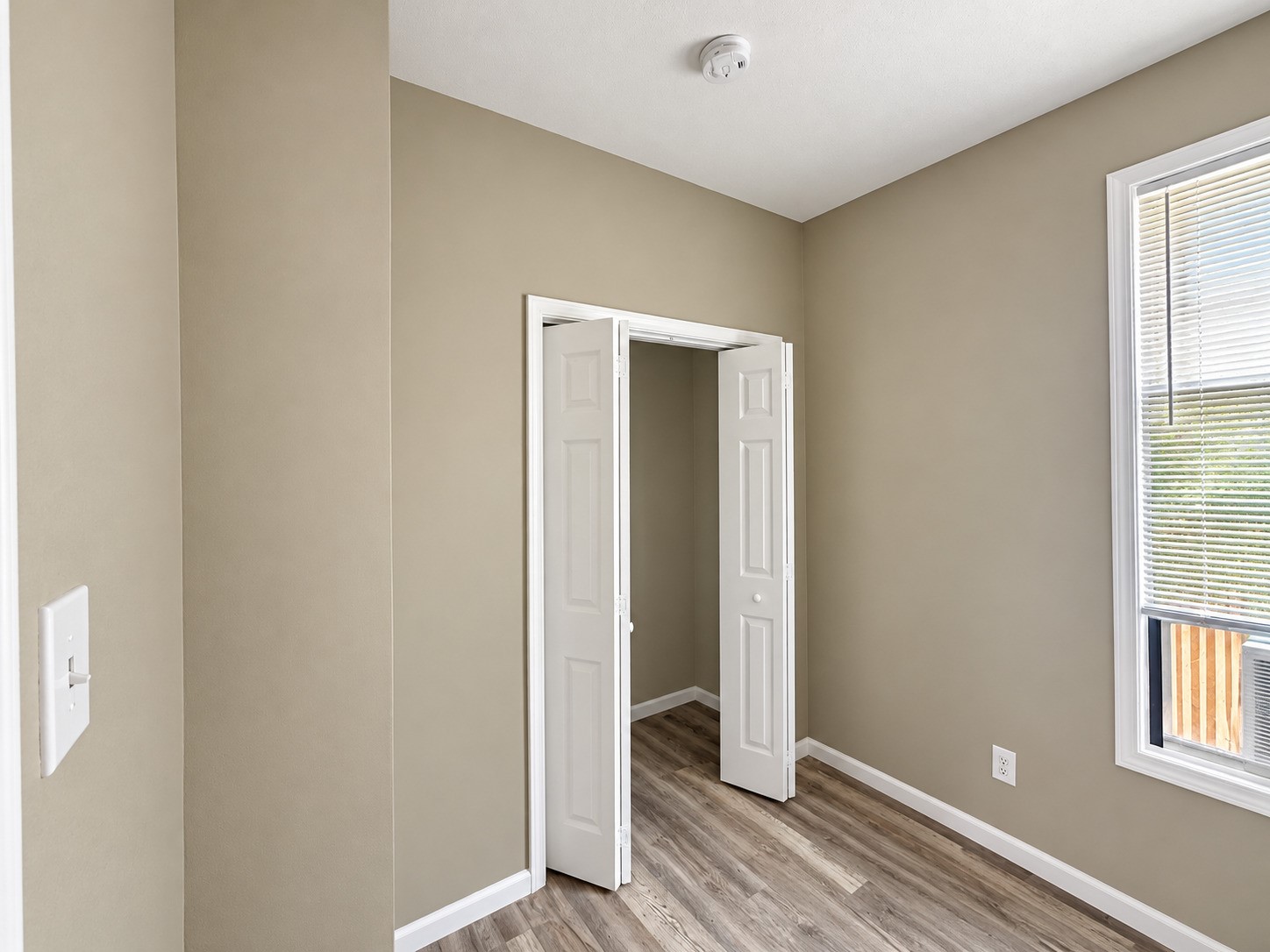 4611 Avenue Q 1/2, Galveston, TX 77551
