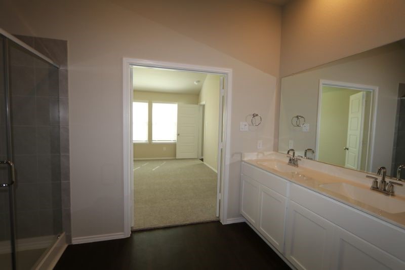Secondary bathroom Secondary bathroom