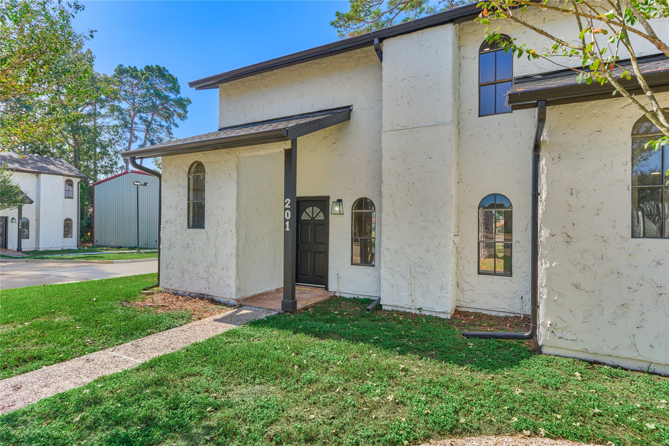 100 La Costa Drive, Montgomery, TX 77356