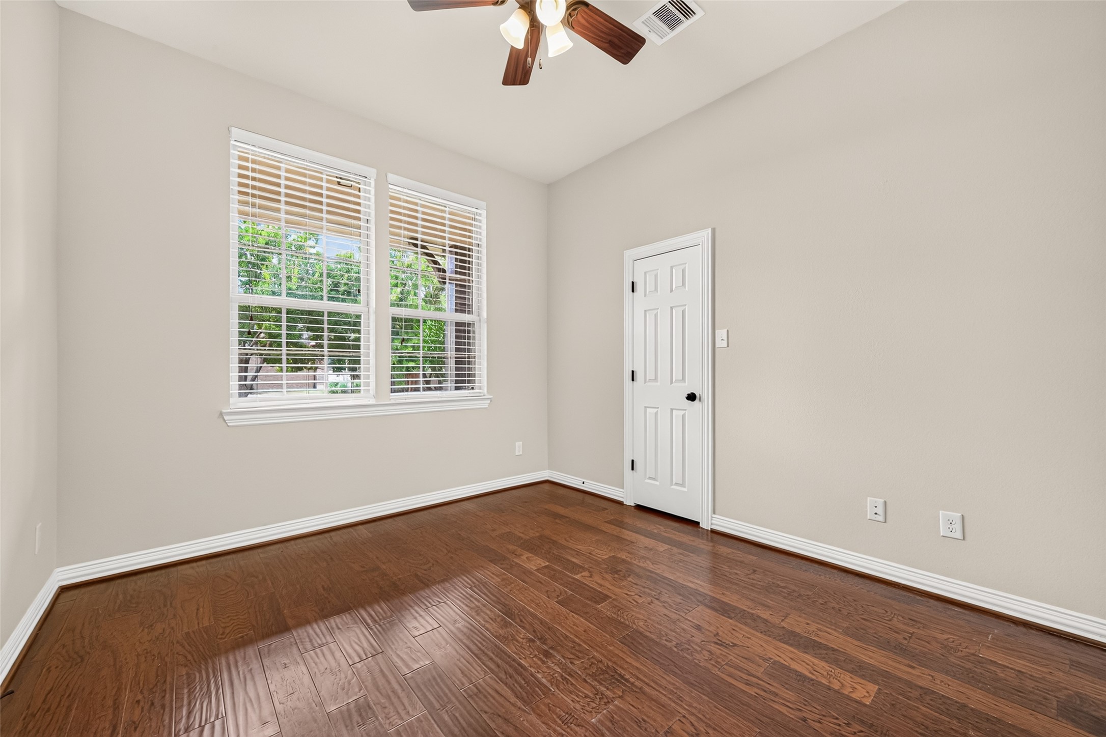 Flex room with window, can serve as an office or additional bedroom