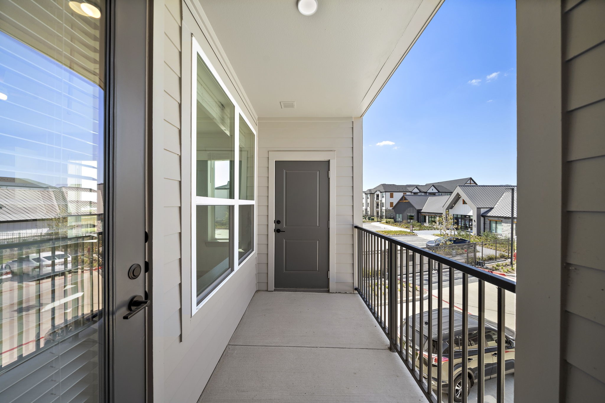 VACANT UNIT SHOWN VACANT UNIT SHOWN