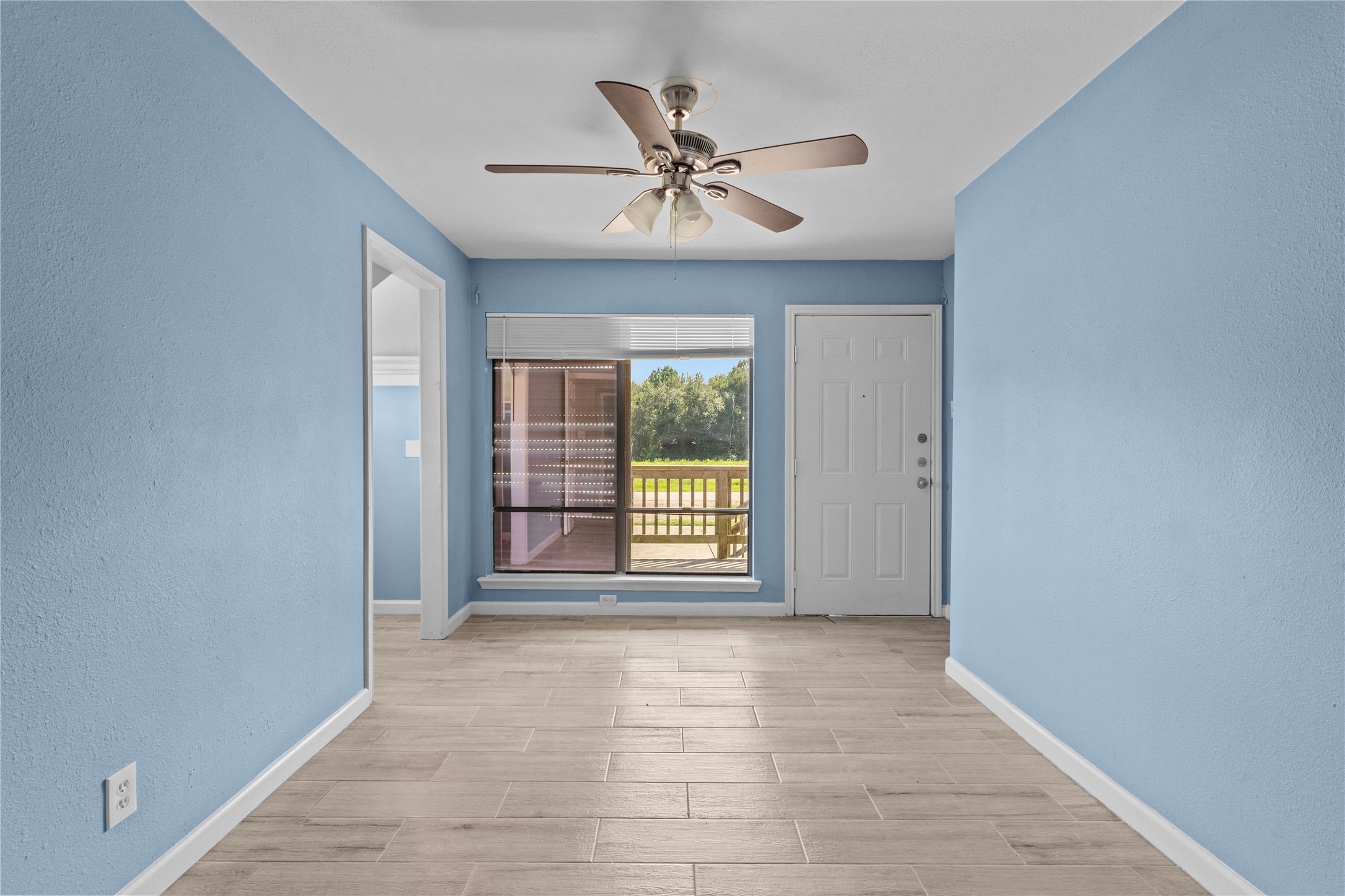 7316 Overton Street, Hitchcock, TX 77563