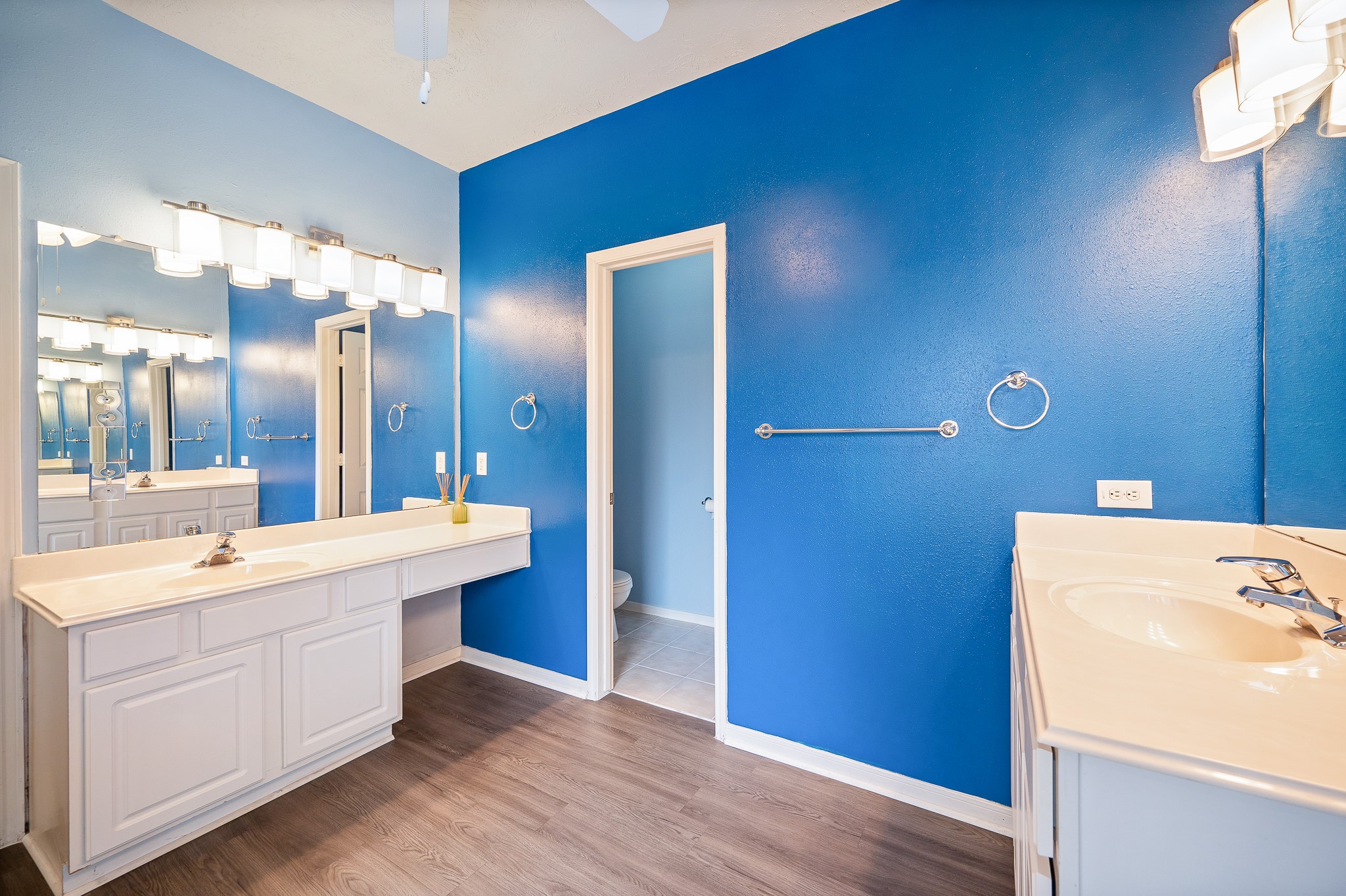 11919 Lakewood Hills Drive, Tomball, TX 77377