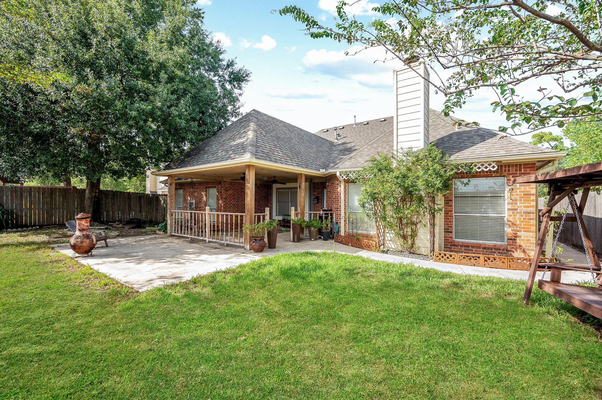 11919 Lakewood Hills Drive, Tomball, TX 77377