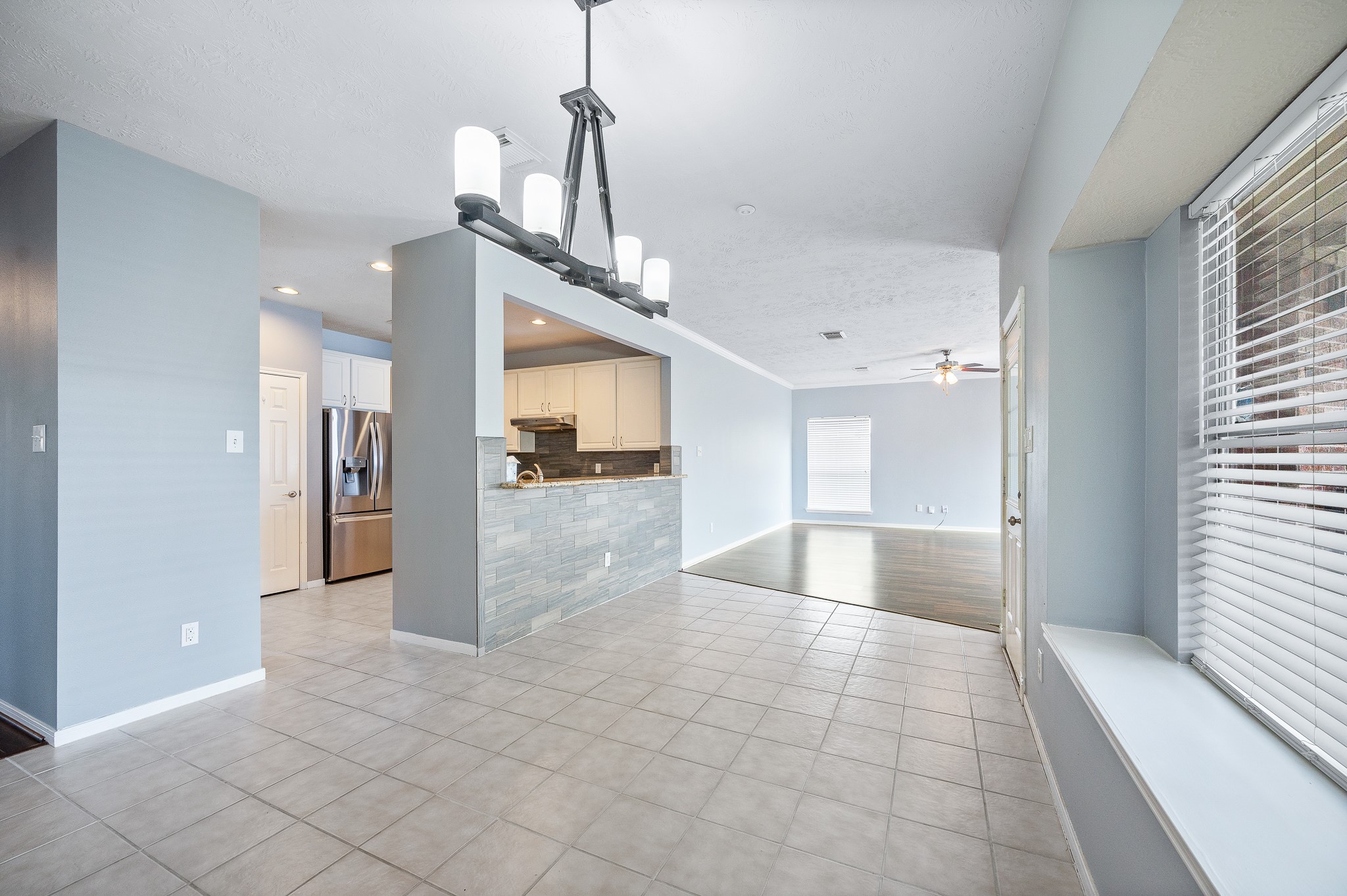 11919 Lakewood Hills Drive, Tomball, TX 77377