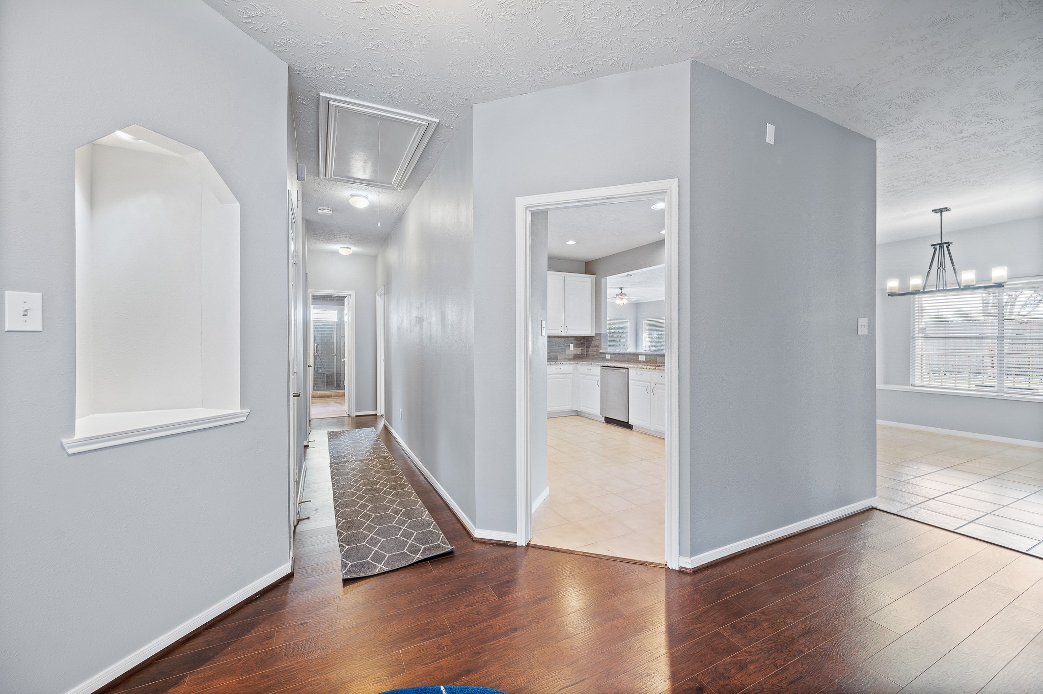 11919 Lakewood Hills Drive, Tomball, TX 77377