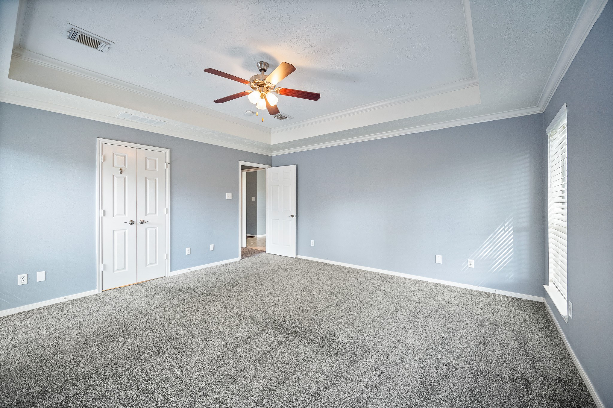 11919 Lakewood Hills Drive, Tomball, TX 77377