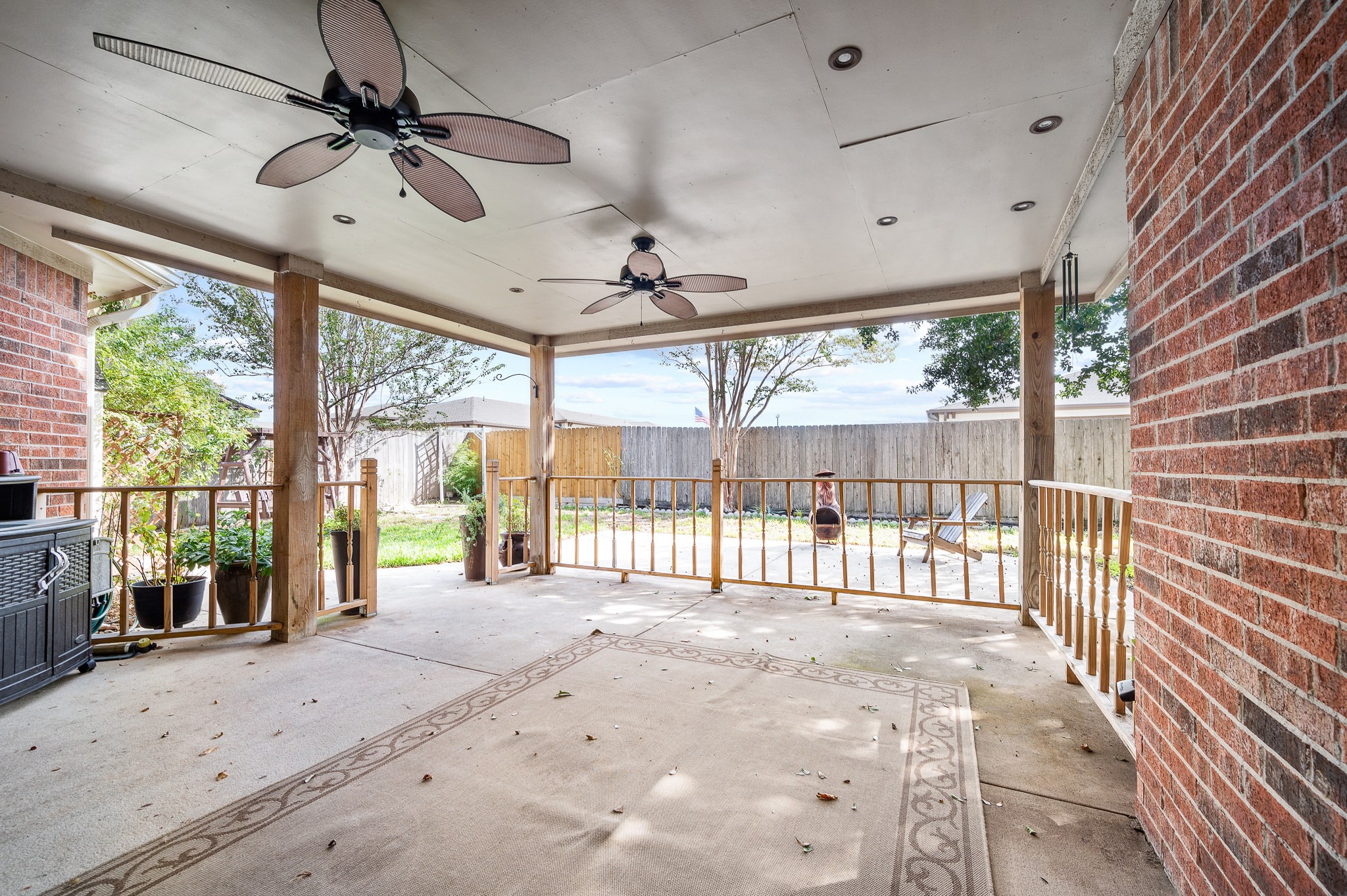 11919 Lakewood Hills Drive, Tomball, TX 77377
