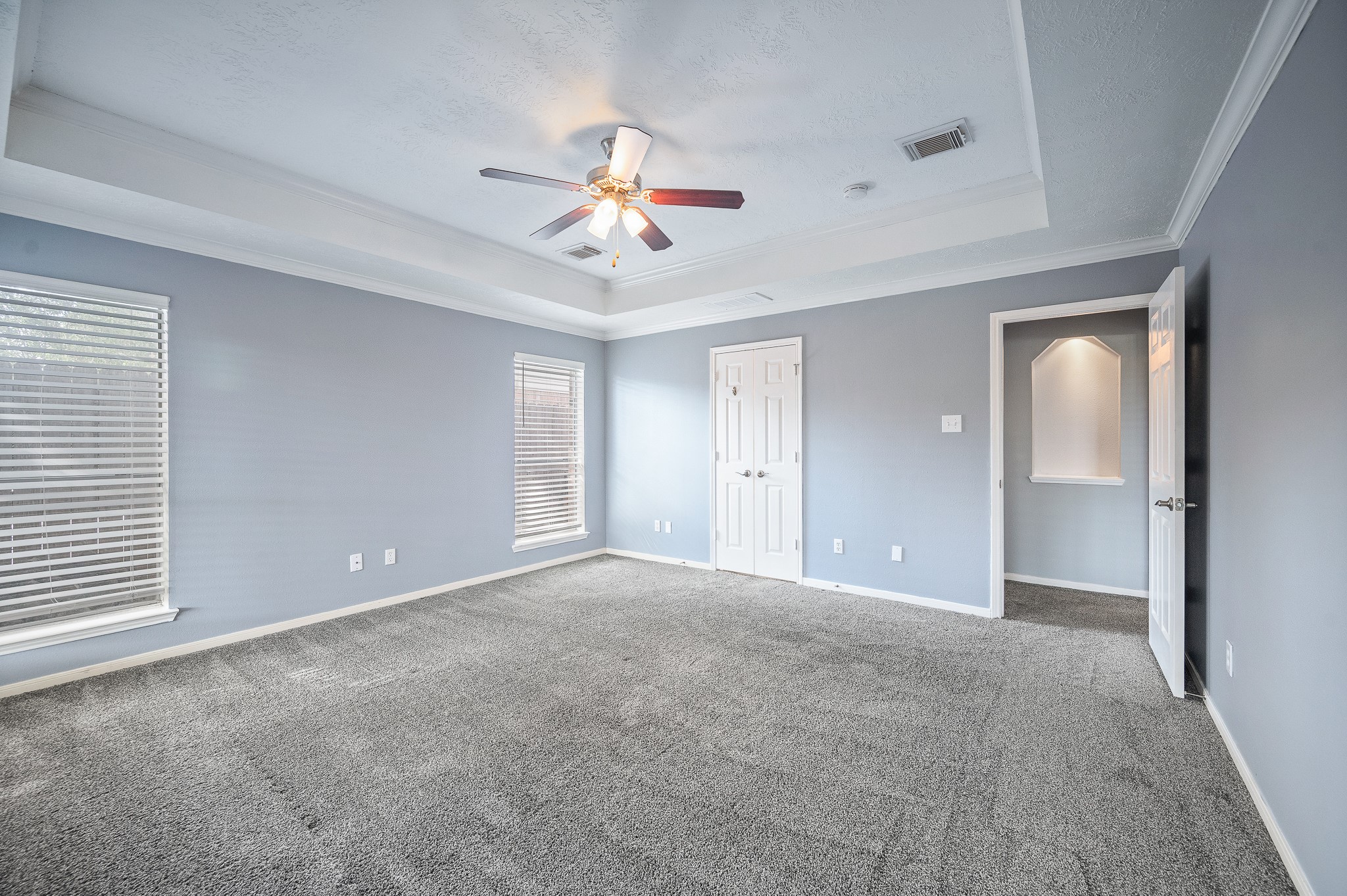11919 Lakewood Hills Drive, Tomball, TX 77377