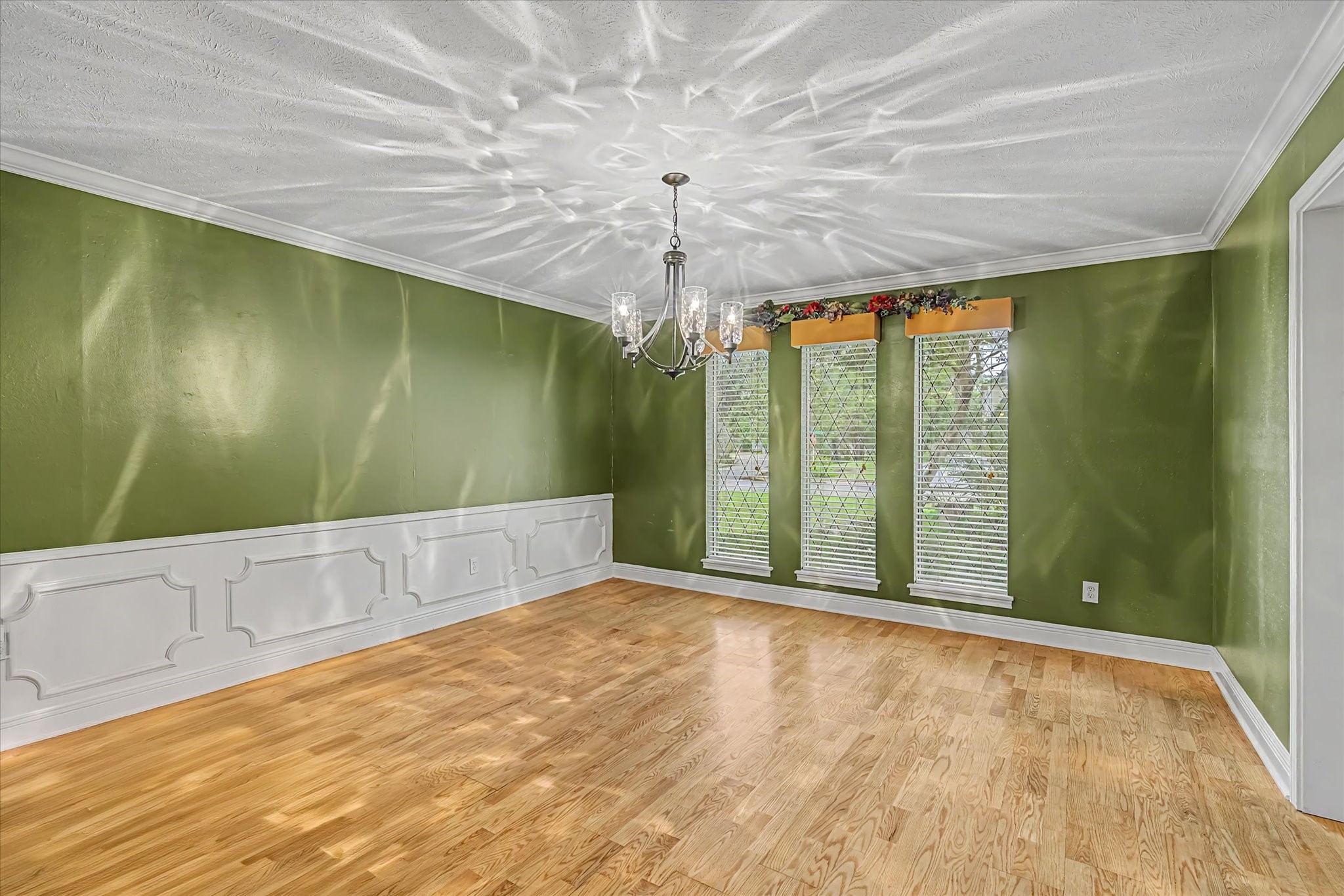 16215 N Greenfield, Spring, TX 77379