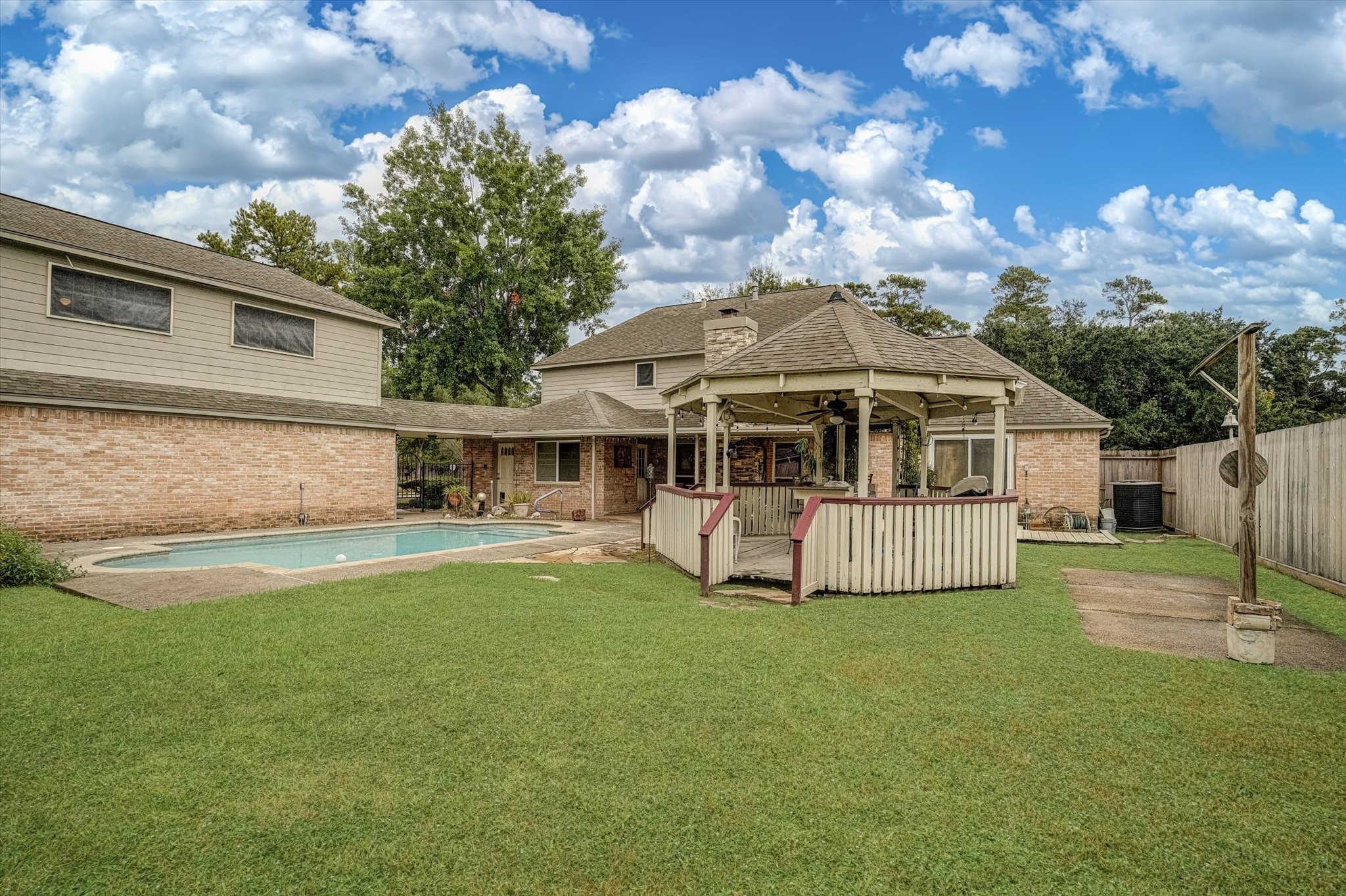 16215 N Greenfield, Spring, TX 77379