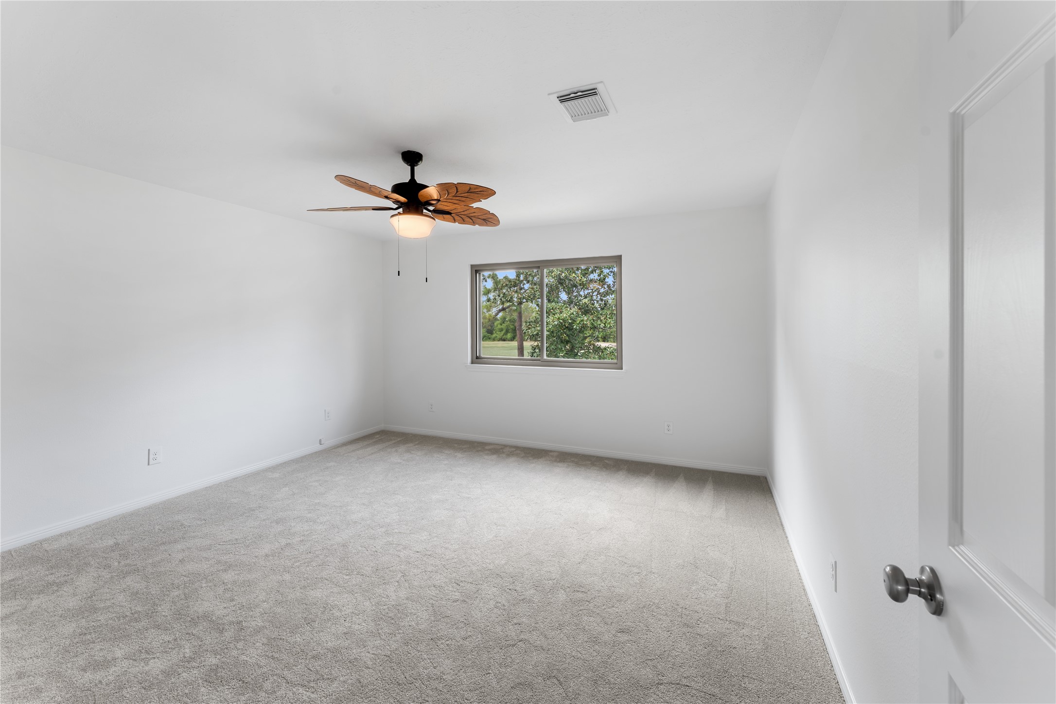 2312 Pebble Beach Drive, League City, TX 77573