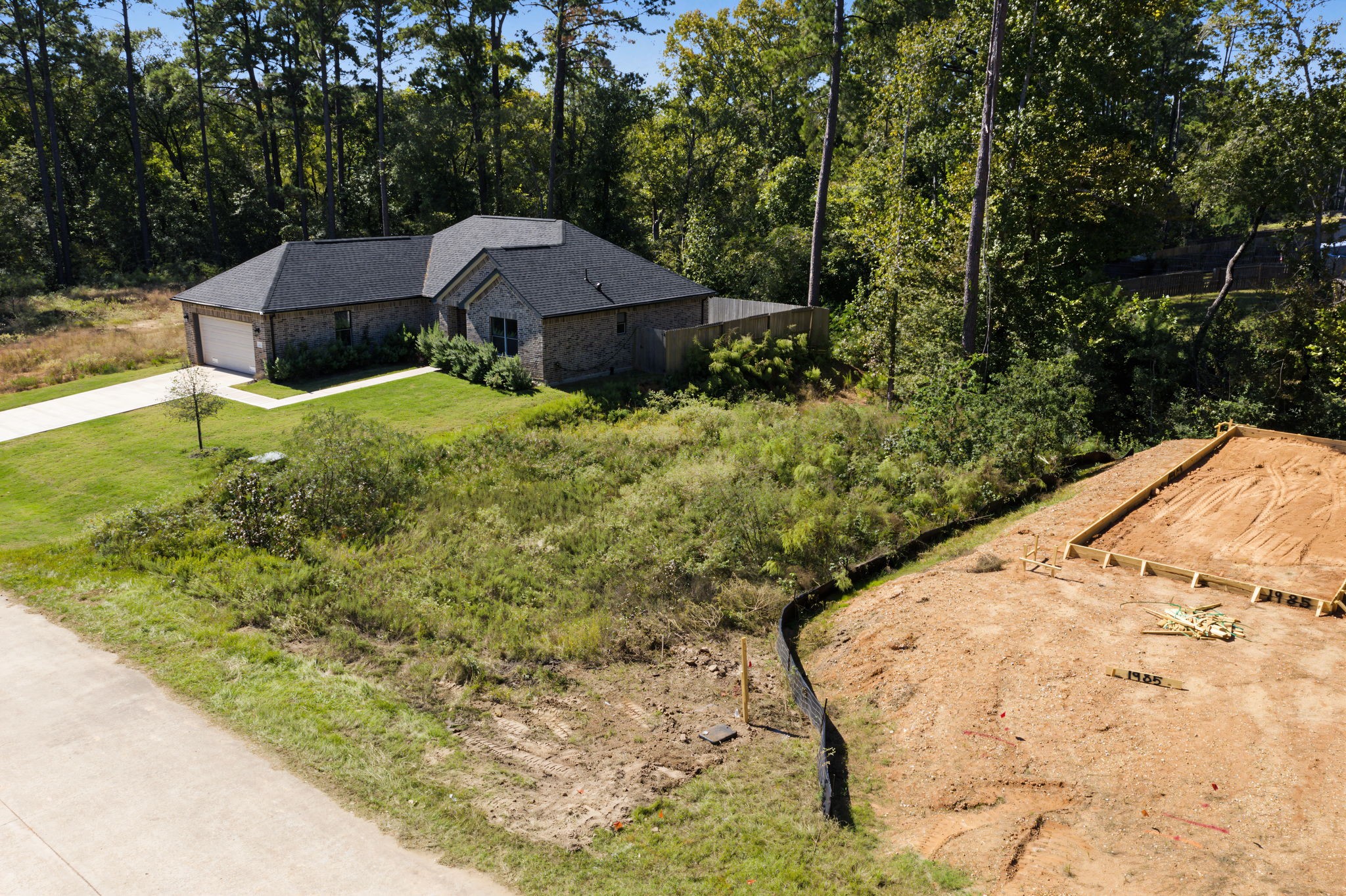 1981 La Salle Park Drive, Conroe, TX 77304