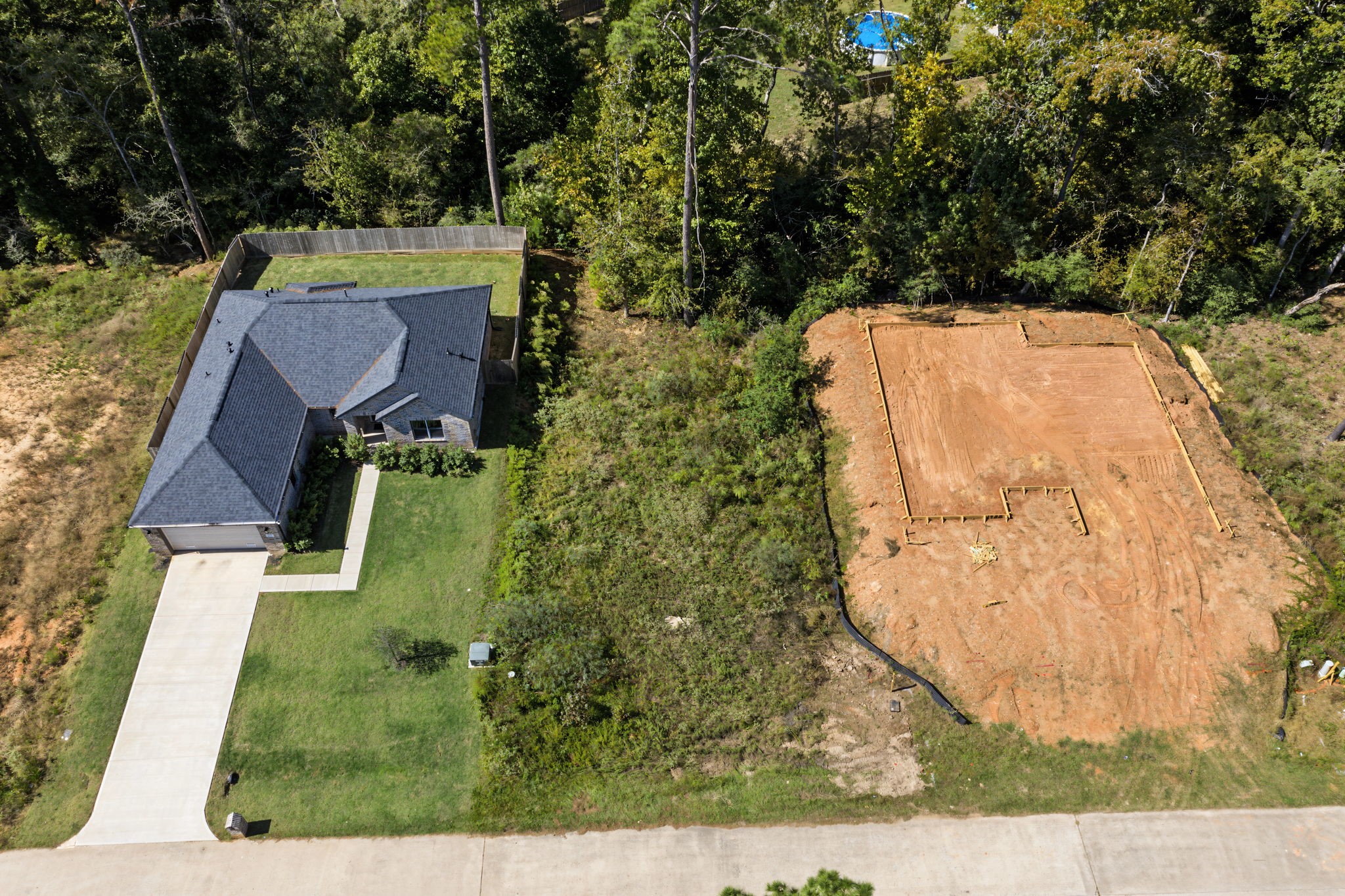 1981 La Salle Park Drive, Conroe, TX 77304