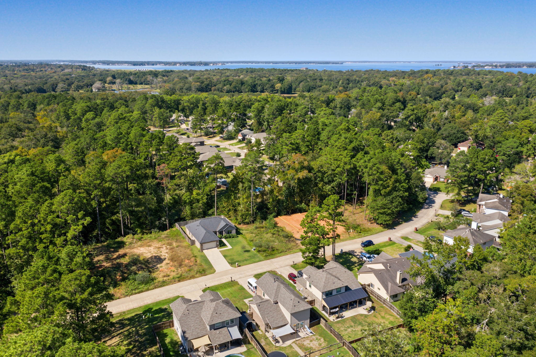 1981 La Salle Park Drive, Conroe, TX 77304