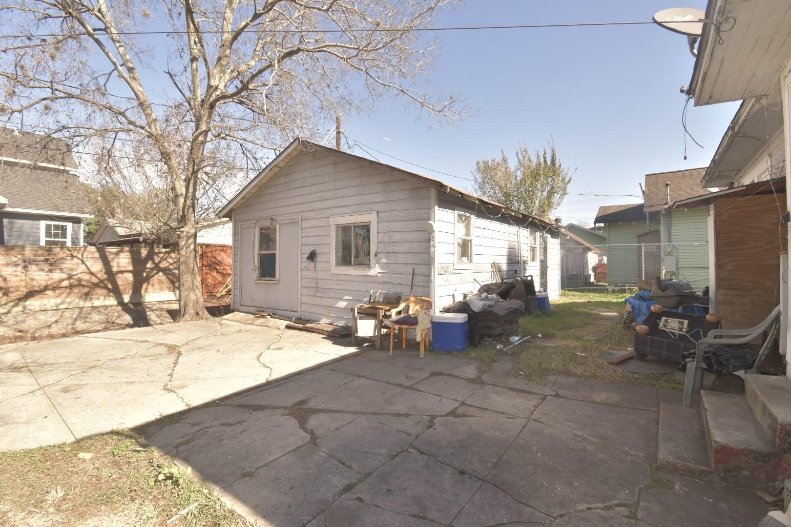 Additional 2 bed 1 bath unit