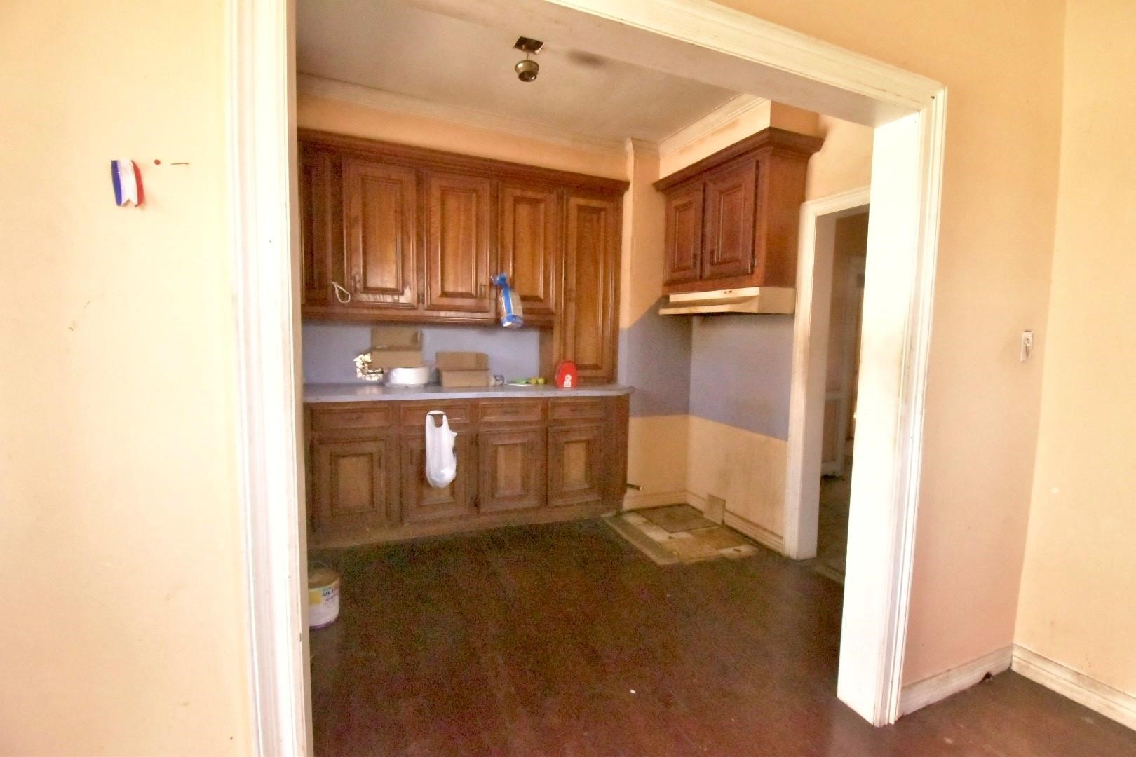 101 Inlane Street, Houston, TX 77012