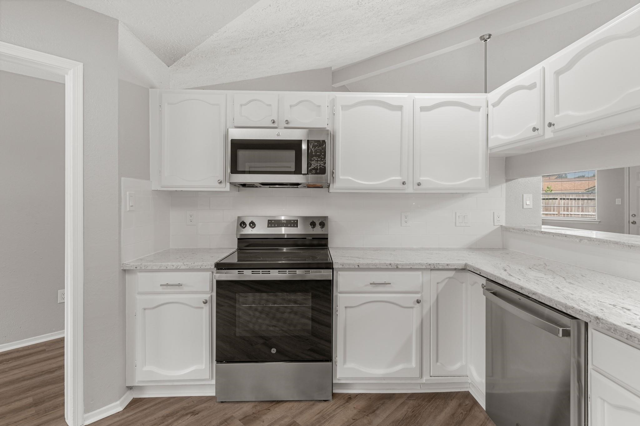17551 S Compass Rose Circle, Crosby, TX 77532 17551 S Compass Rose Circle, Crosby, TX 77532