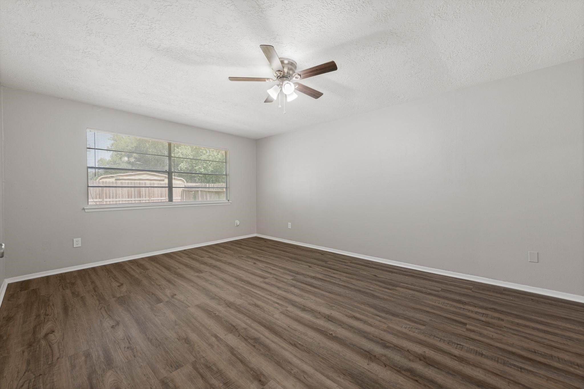 17551 S Compass Rose Circle, Crosby, TX 77532