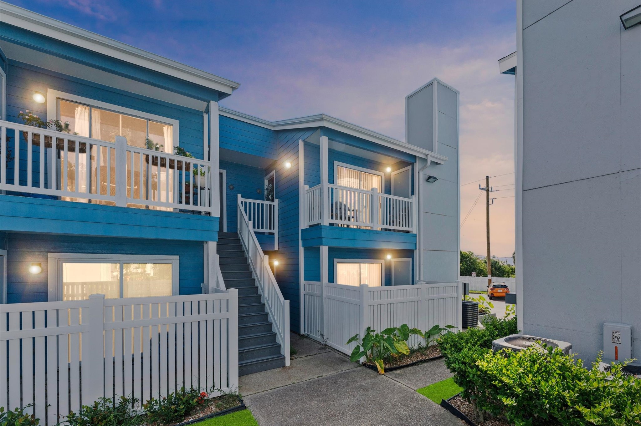 Welcome to #812 at the Palms at Cove View!