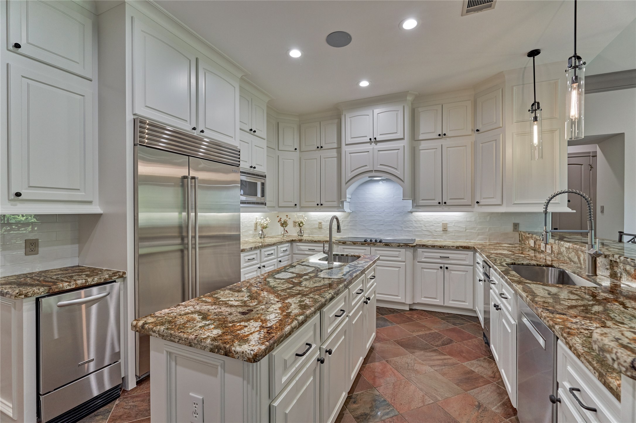 11410 Outpost Cove Drive, Willis, TX 77318