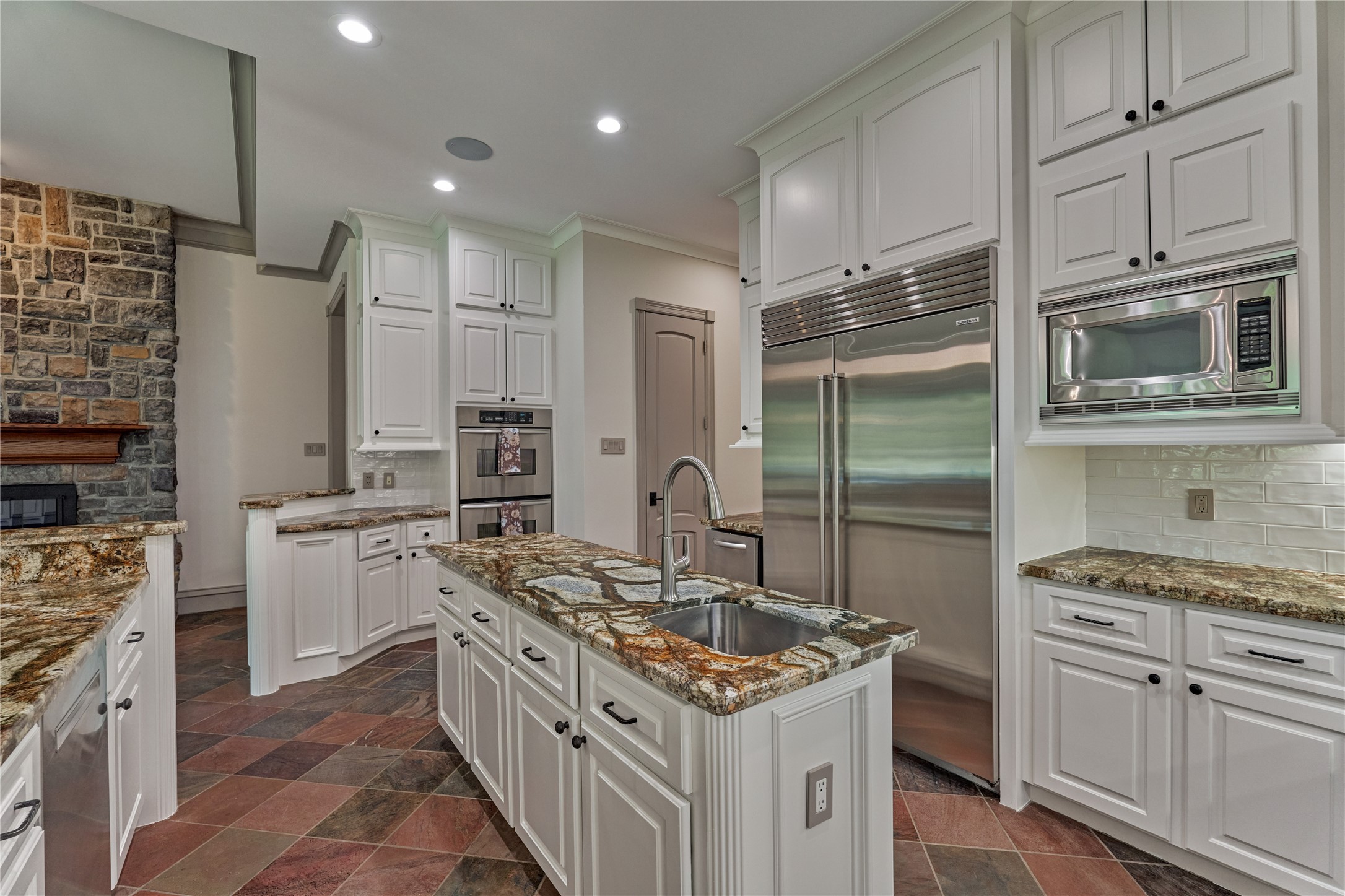 11410 Outpost Cove Drive, Willis, TX 77318