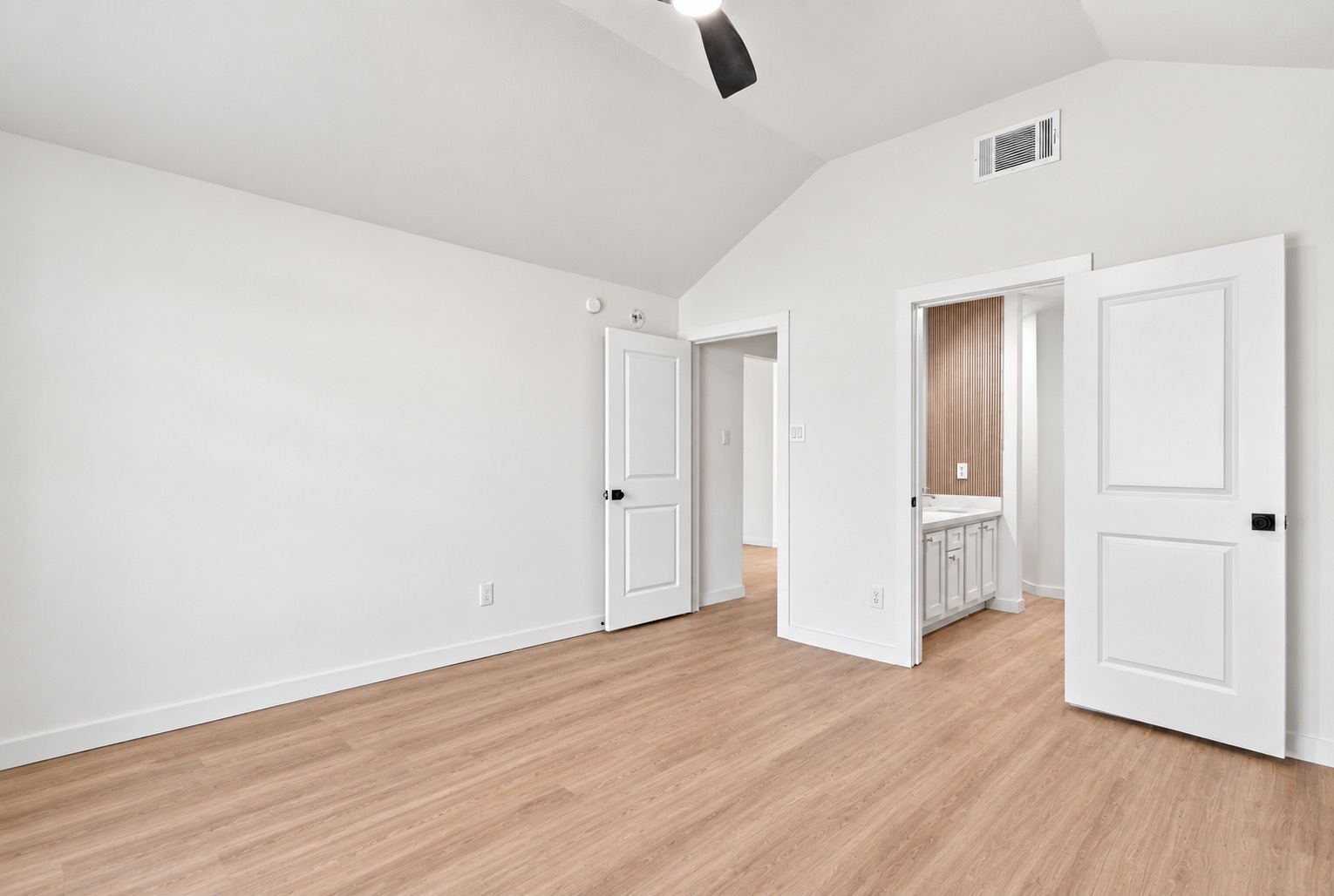 16719 N Bend Drive, Houston, TX 77073