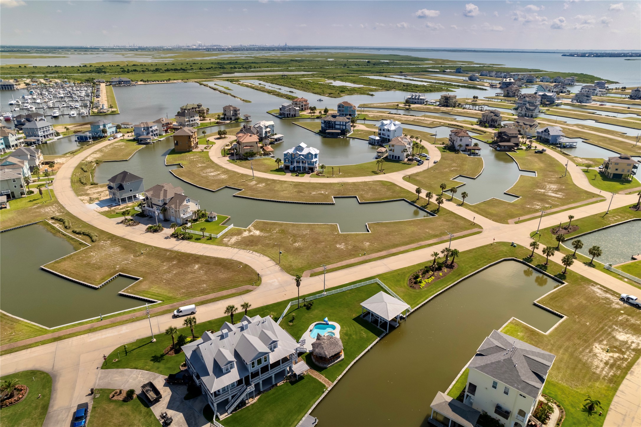 24 Long Key, Hitchcock, TX 77563
