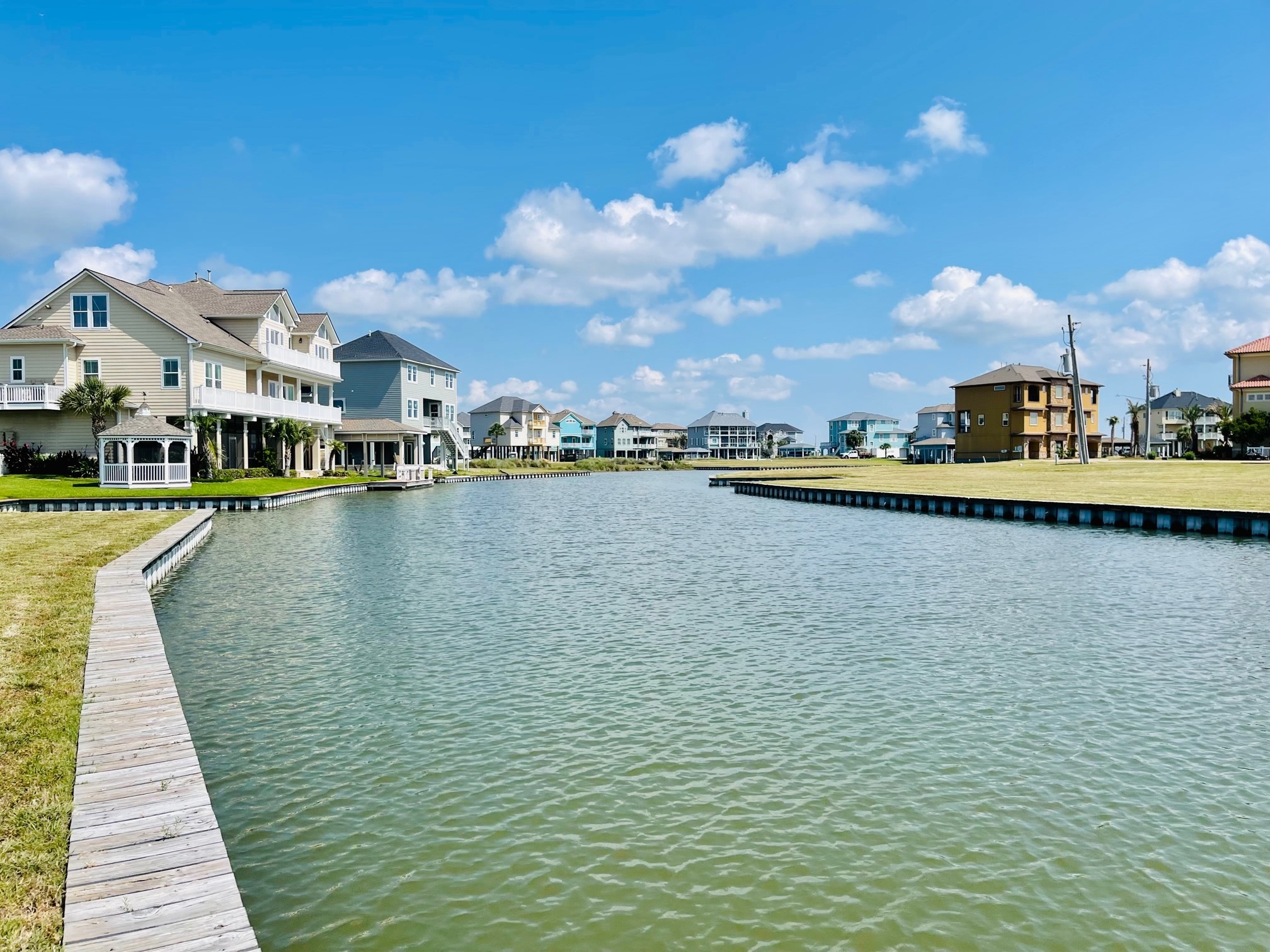 24 Long Key, Hitchcock, TX 77563