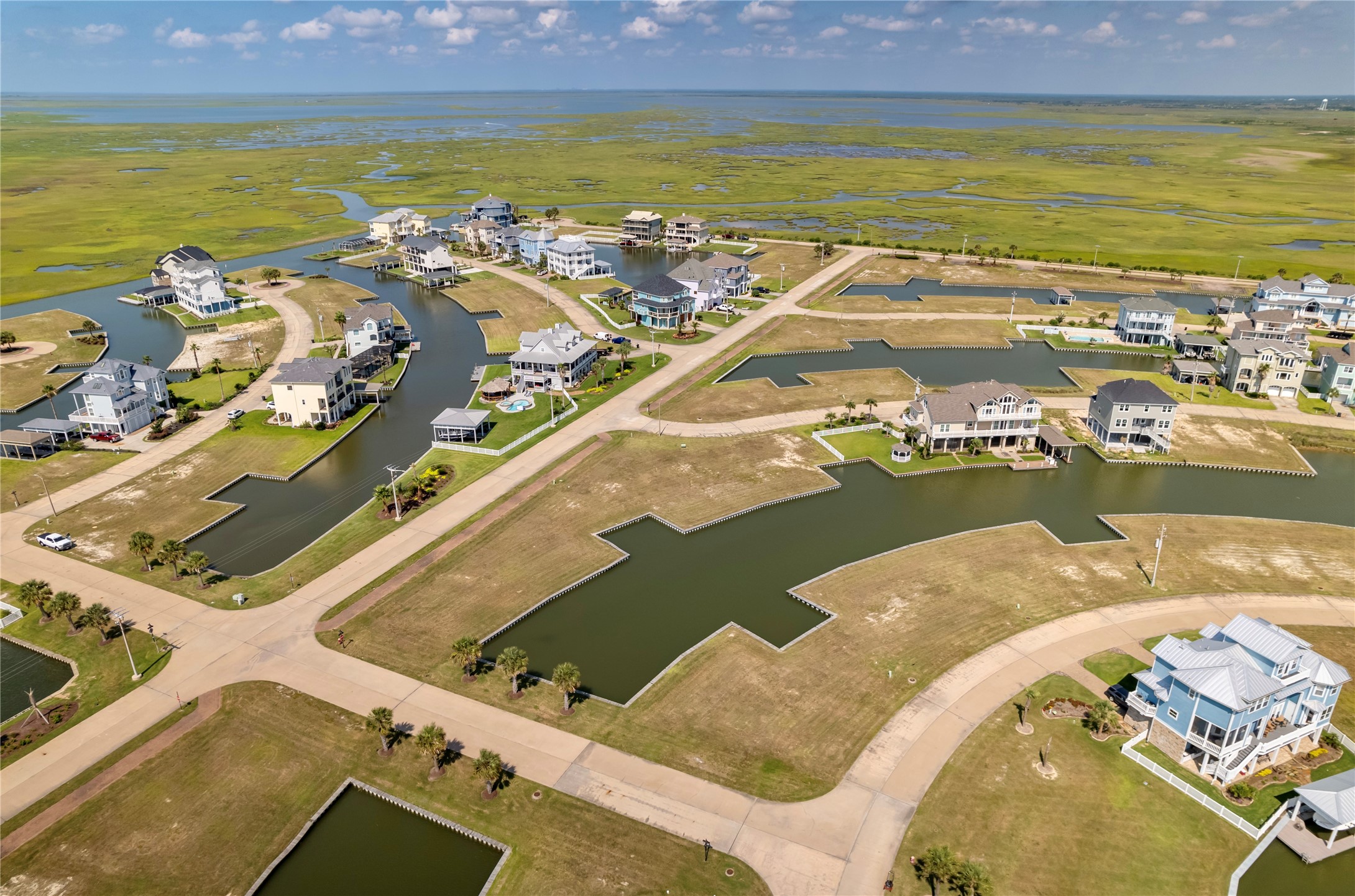 24 Long Key, Hitchcock, TX 77563