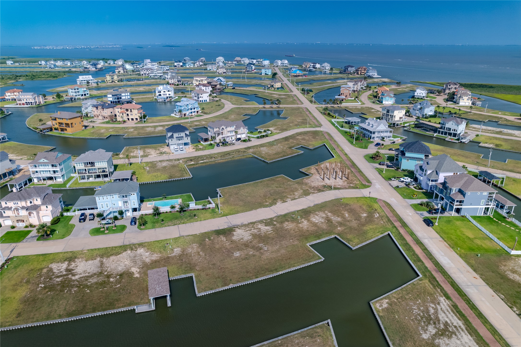 4 Largo, Hitchcock, TX 77563
