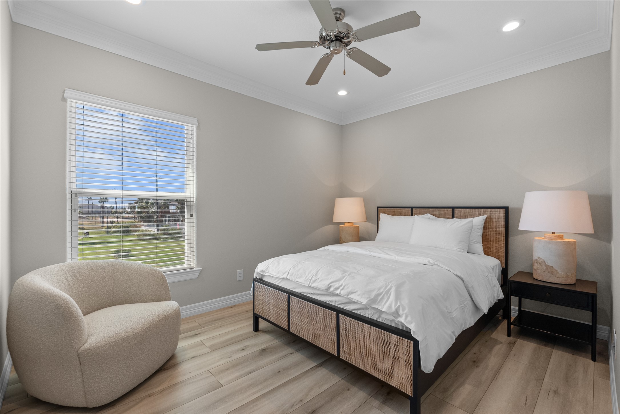16610 Jolly Roger Road, Jamaica Beach, TX 77554