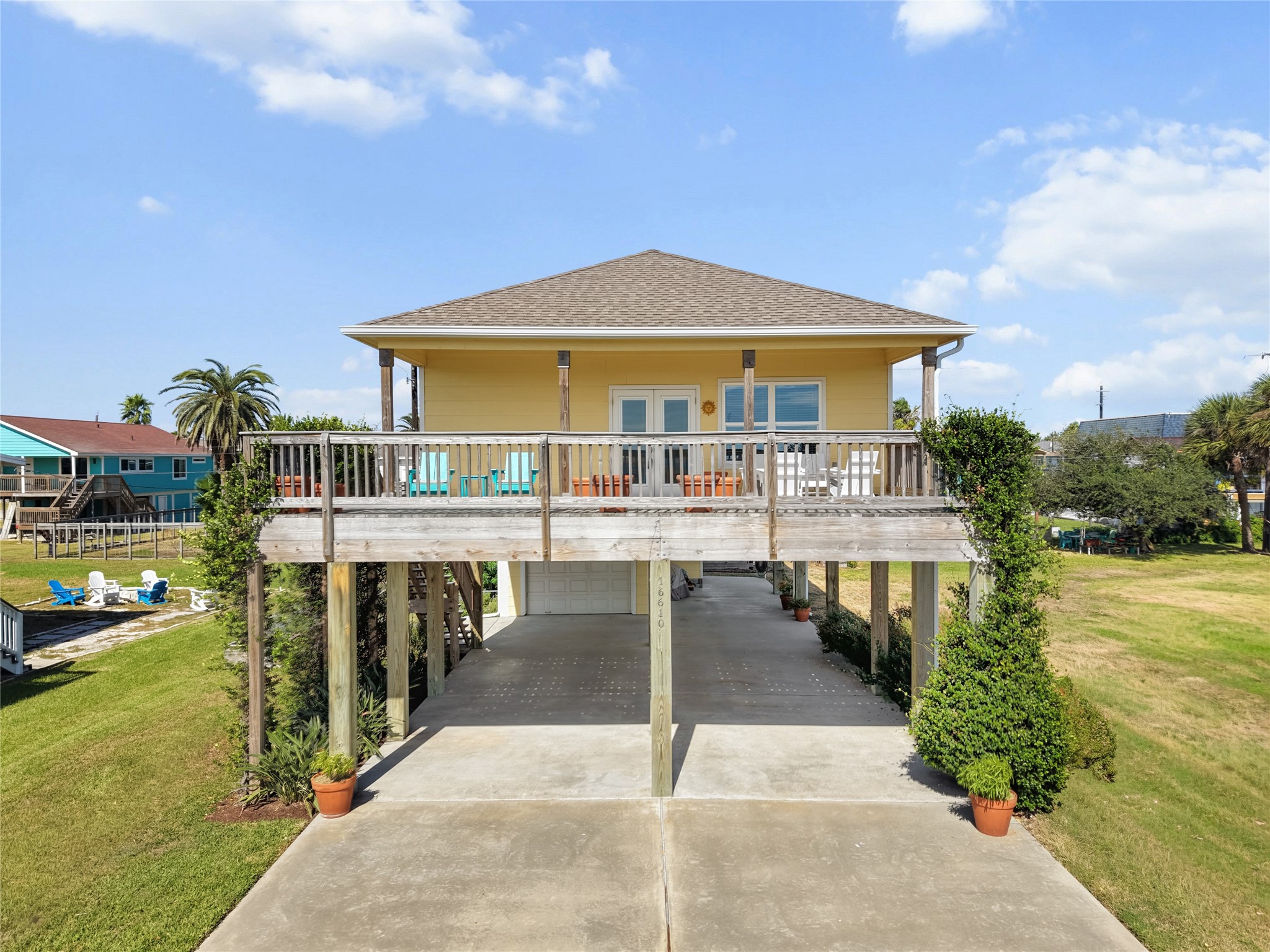 16610 Jolly Roger Road, Jamaica Beach, TX 77554
