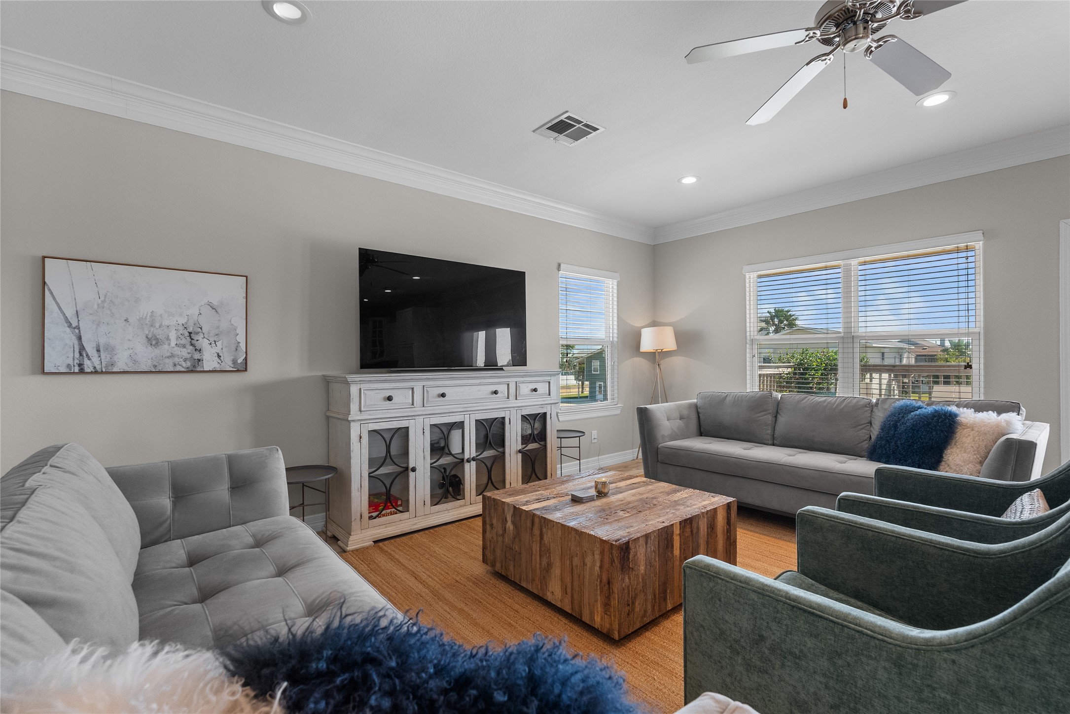 16610 Jolly Roger Road, Jamaica Beach, TX 77554