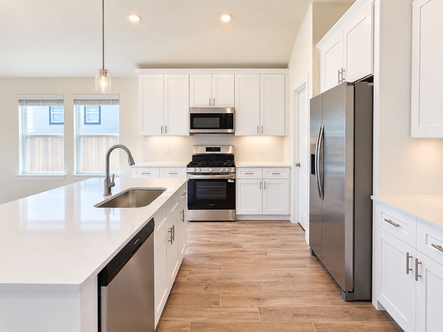 419 Pirate Falls Lane, Crosby, TX 77532