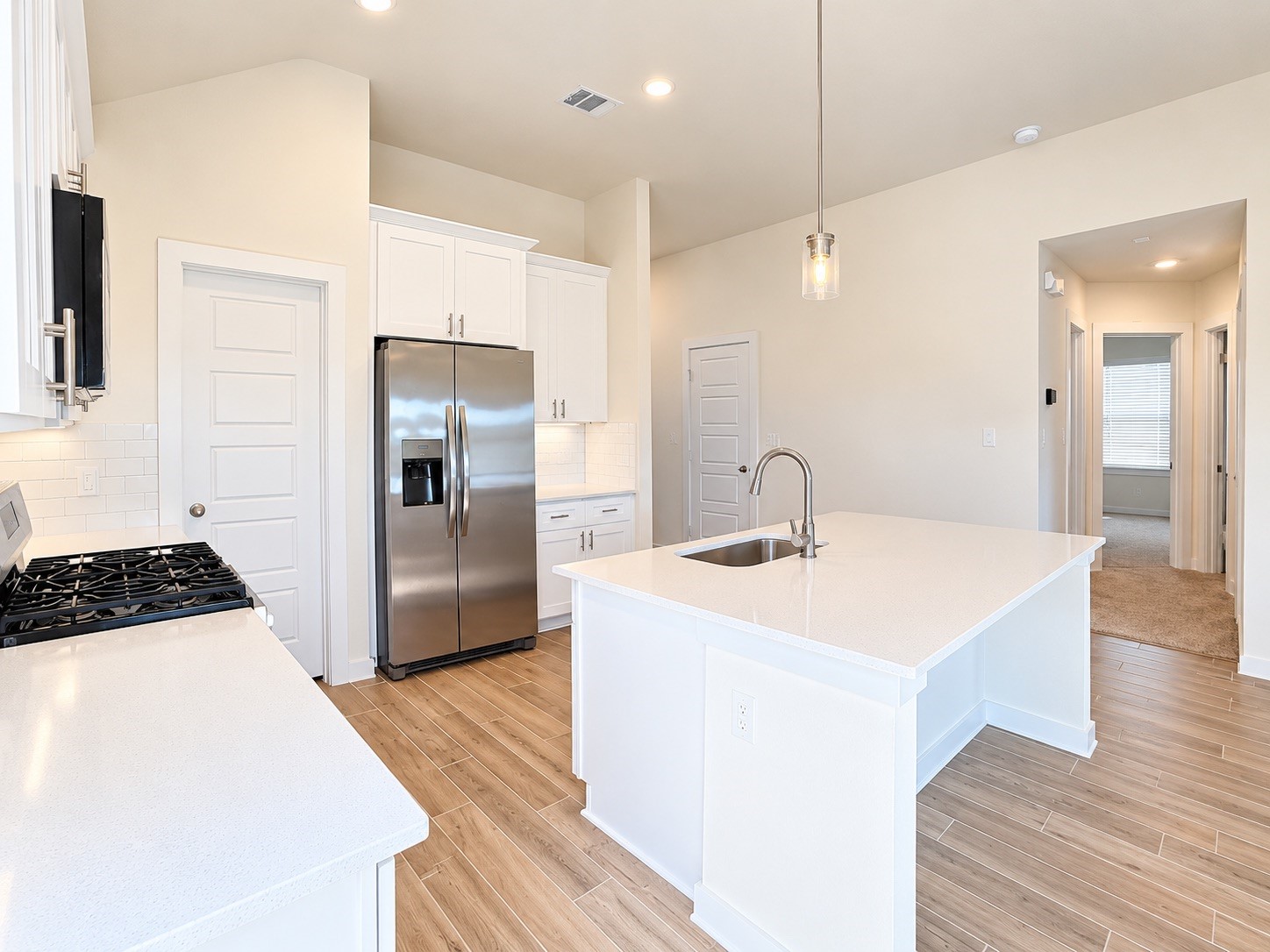 419 Pirate Falls Lane, Crosby, TX 77532