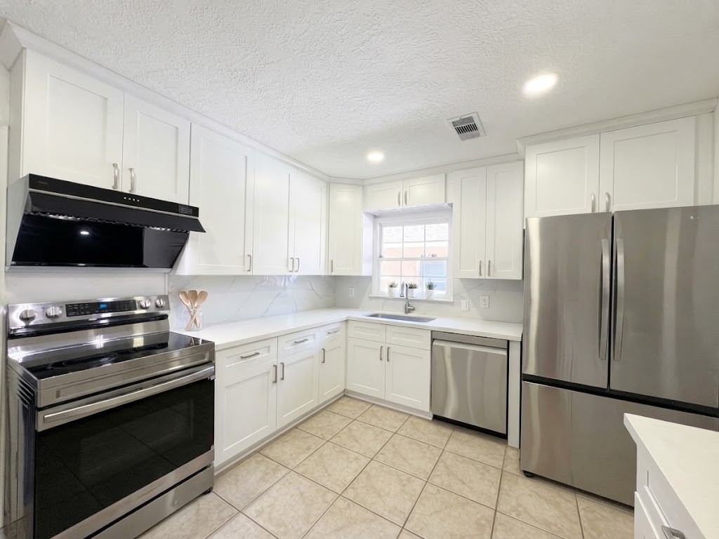 8210 Buffalo Speedway, Houston, TX 77025