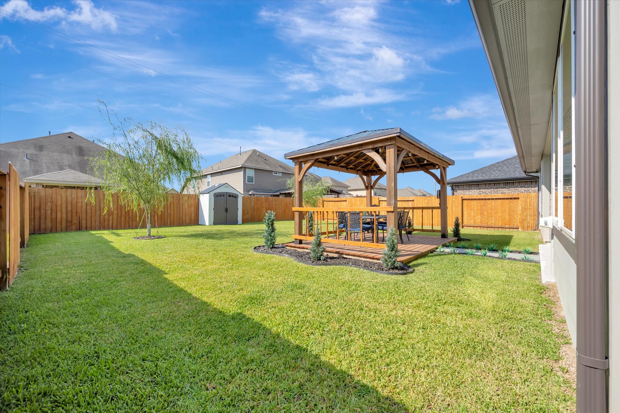 9525 Chelsea Street, Texas City, TX 77591