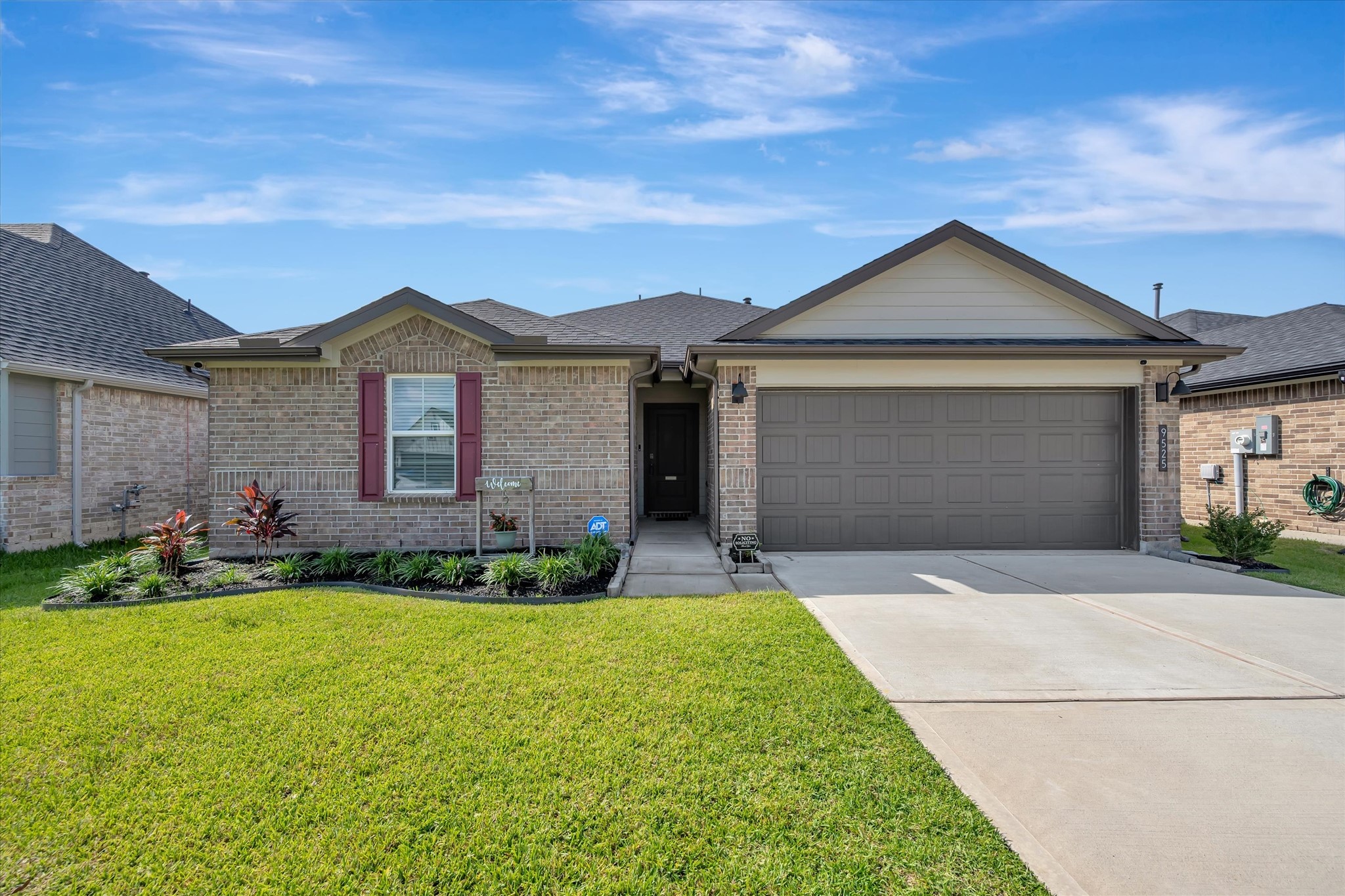9525 Chelsea Street, Texas City, TX 77591