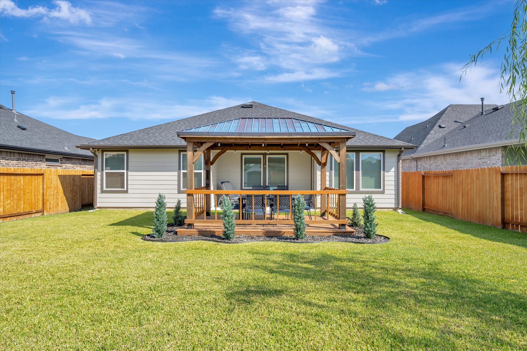9525 Chelsea Street, Texas City, TX 77591