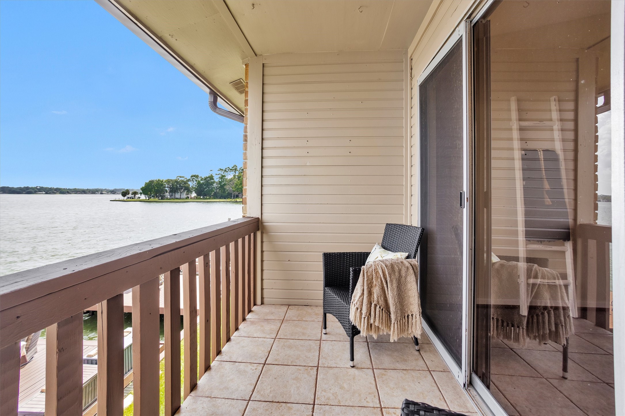 801 River Road, #104E, Montgomery, TX 77356