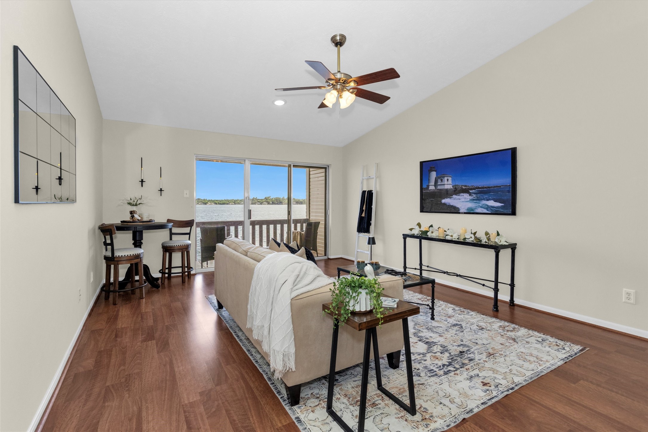 801 River Road, #104E, Montgomery, TX 77356 801 River Road, #104E, Montgomery, TX 77356