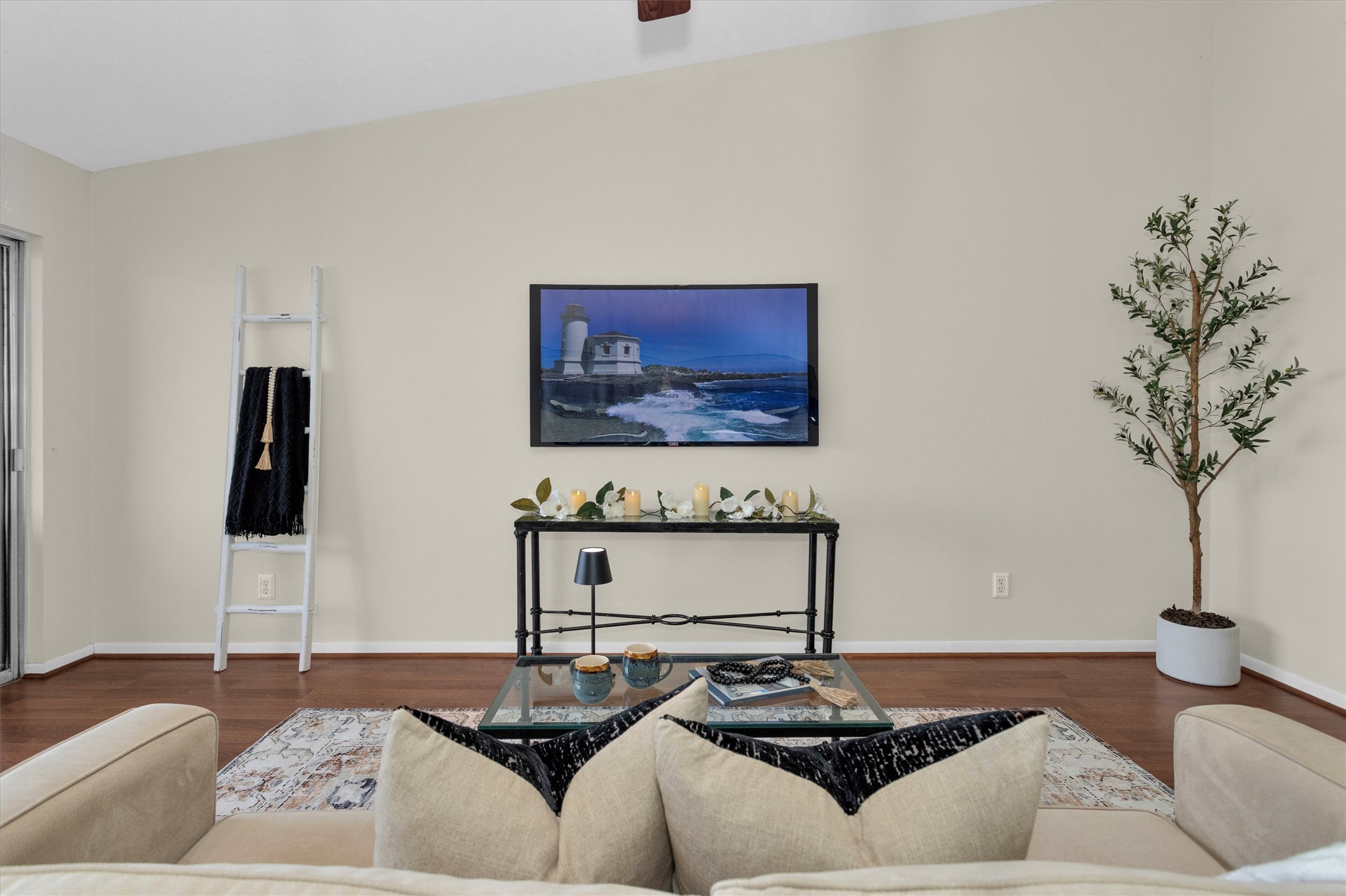 801 River Road, #104E, Montgomery, TX 77356