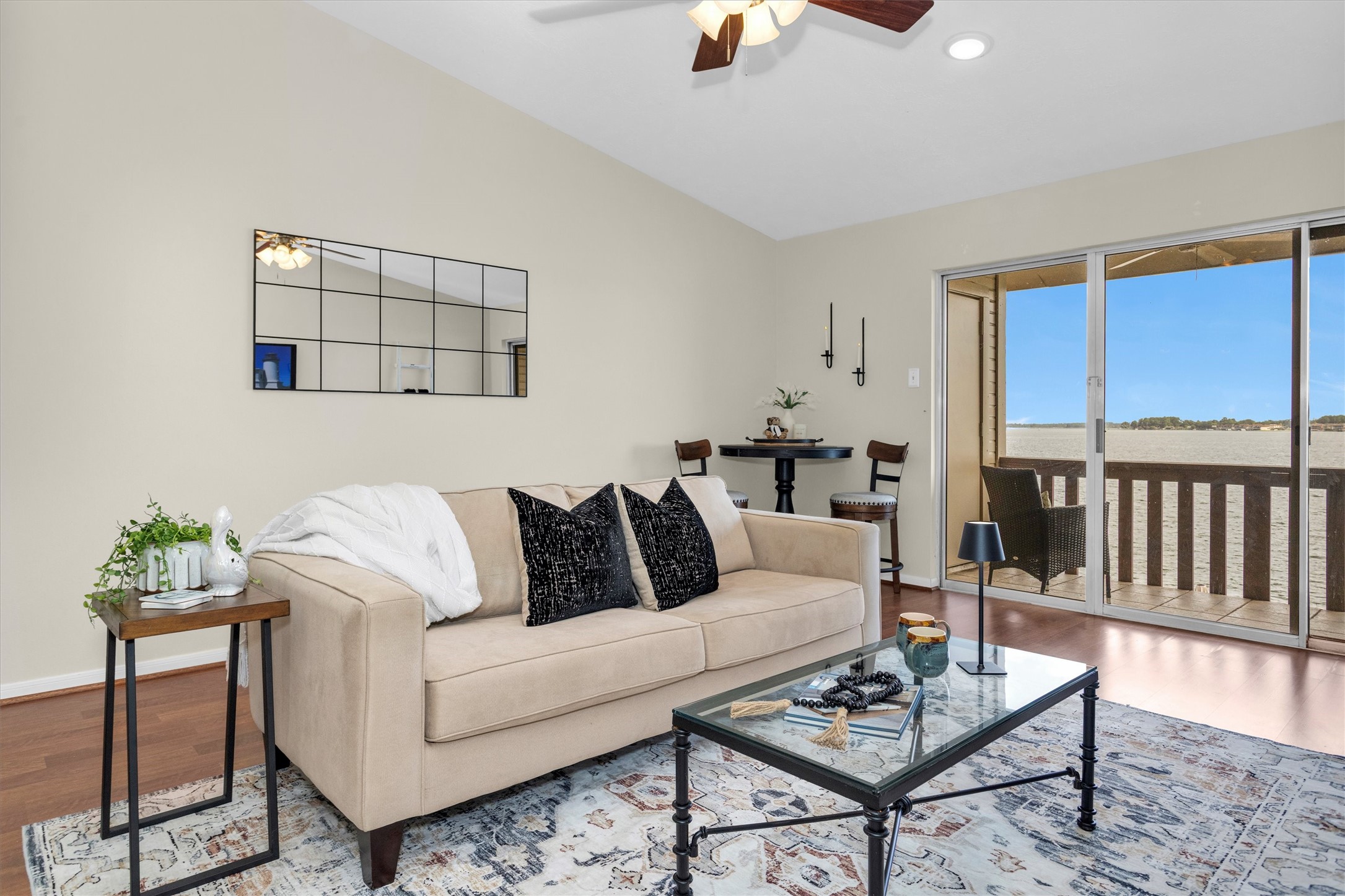 801 River Road, #104E, Montgomery, TX 77356