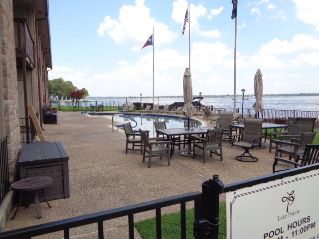 801 River Road, #104E, Montgomery, TX 77356